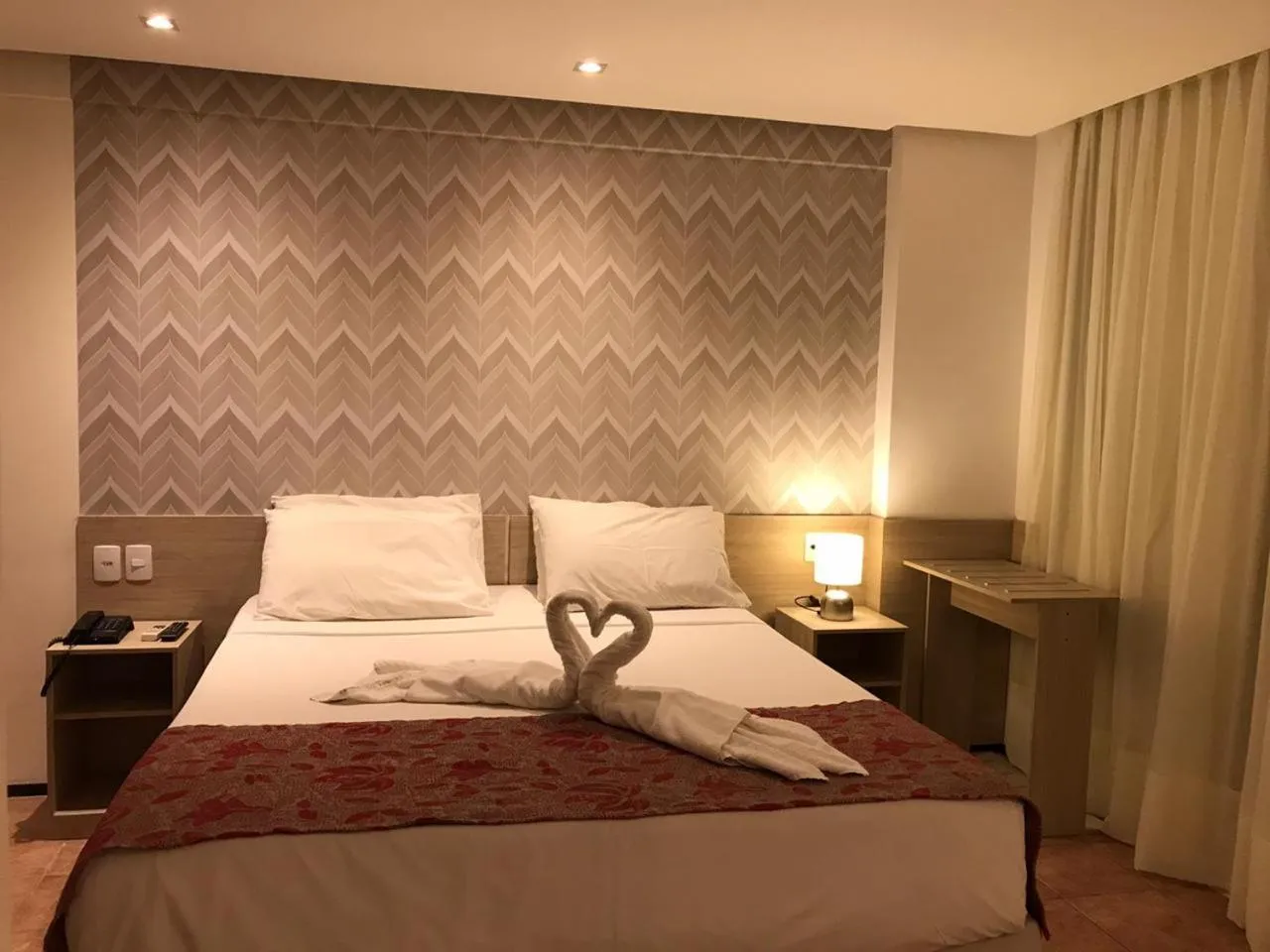 Bed in Plaza Praia Suítes