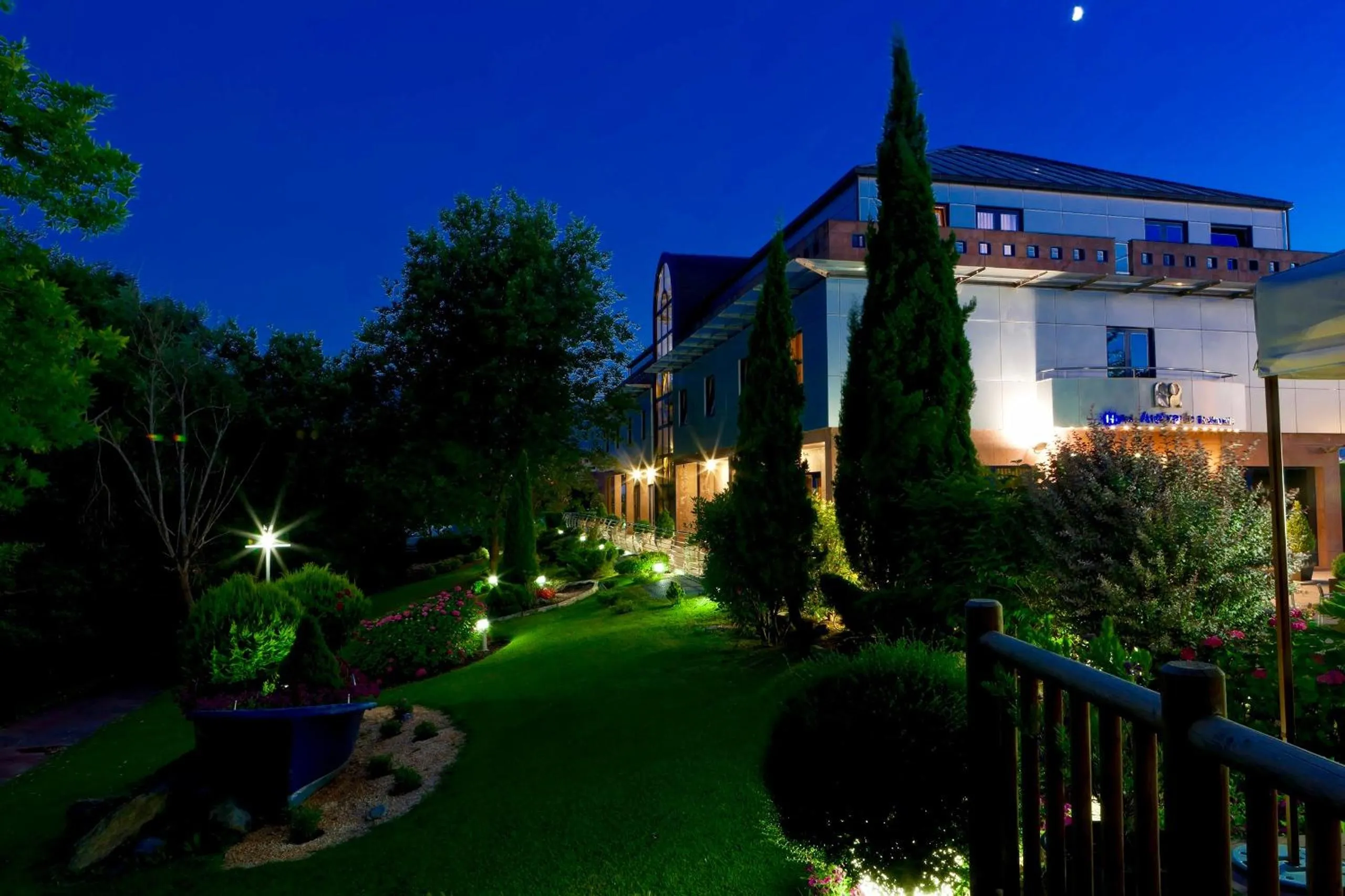 Facade/entrance in Hotel Aretxarte
