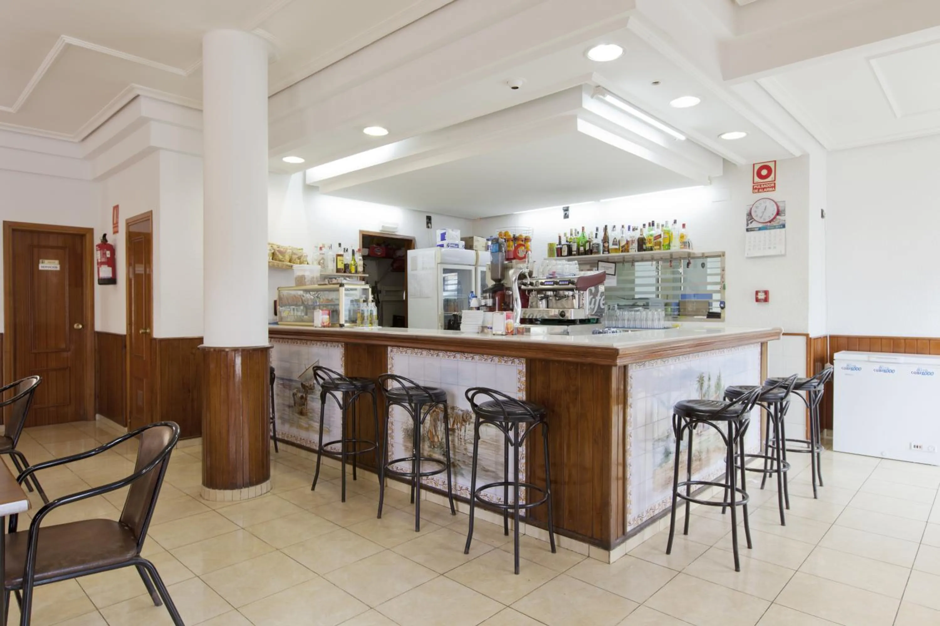 Lounge or bar in Hotel Olympia Ronda I
