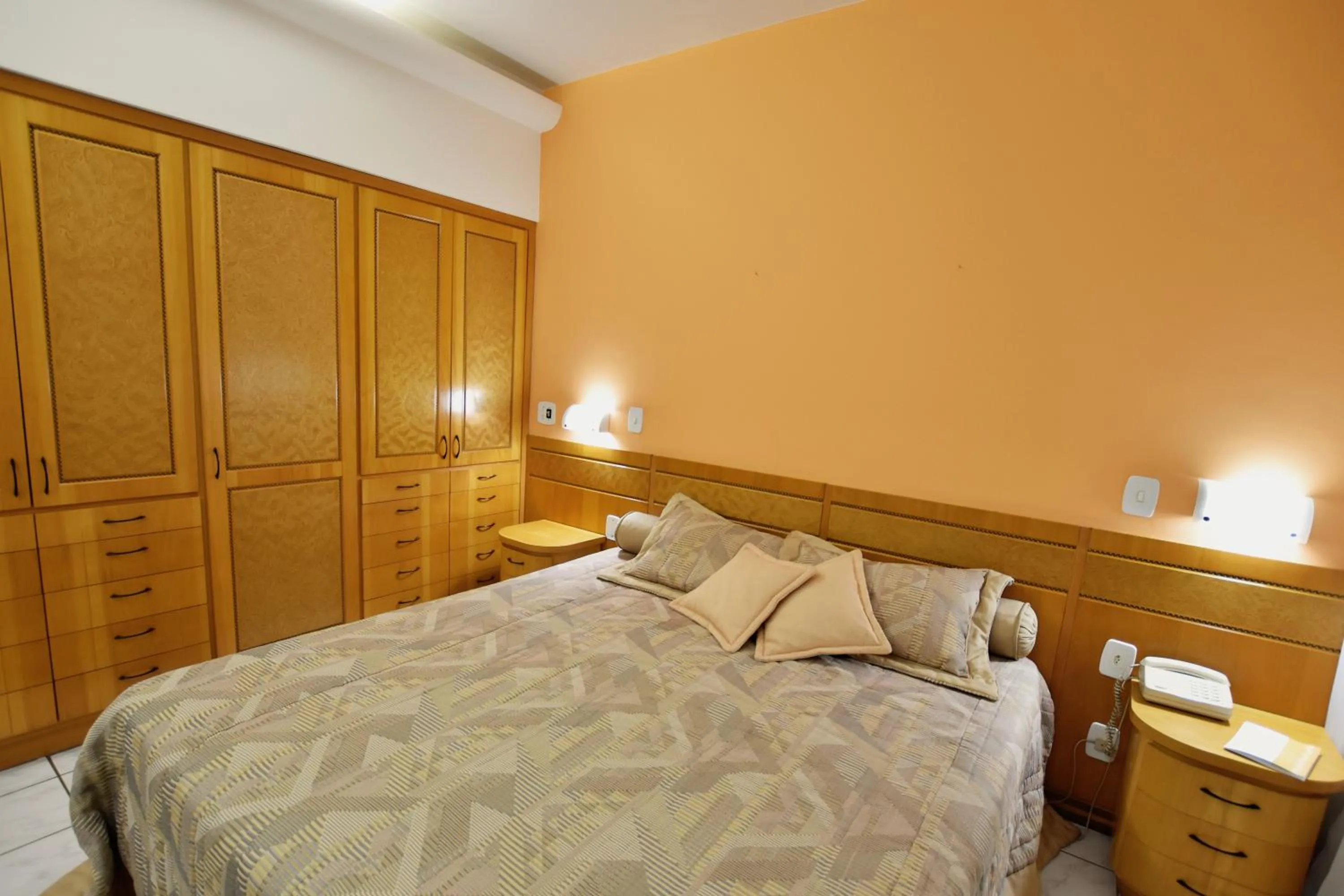 Bedroom, Bed in Alice Vitoria Hotel Arte by Nobile