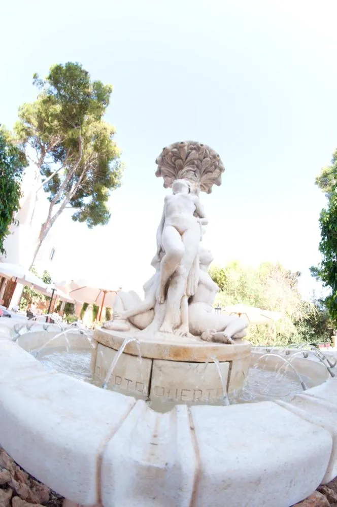 Day in Hotel Cala Gat