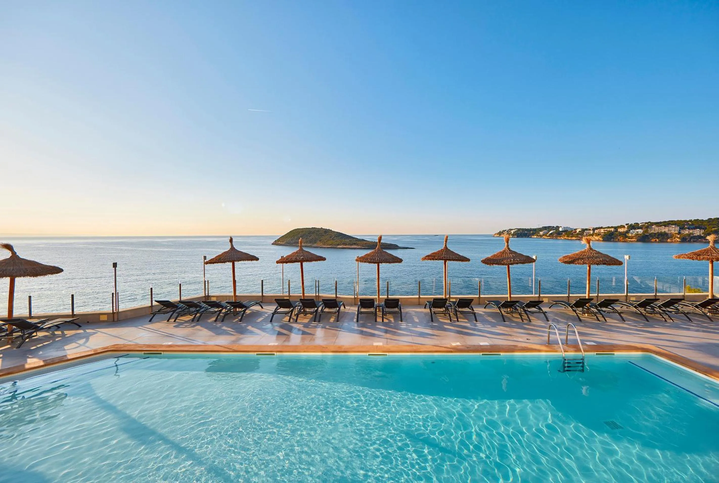 Swimming pool in Hotel Florida Magaluf - Adults Only