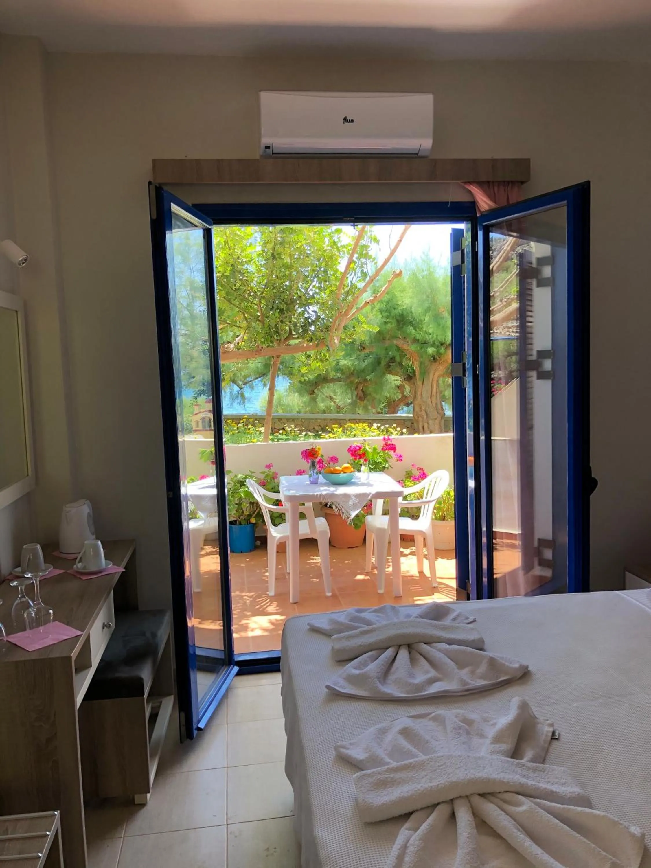 Bed in Taverna Akrogiali