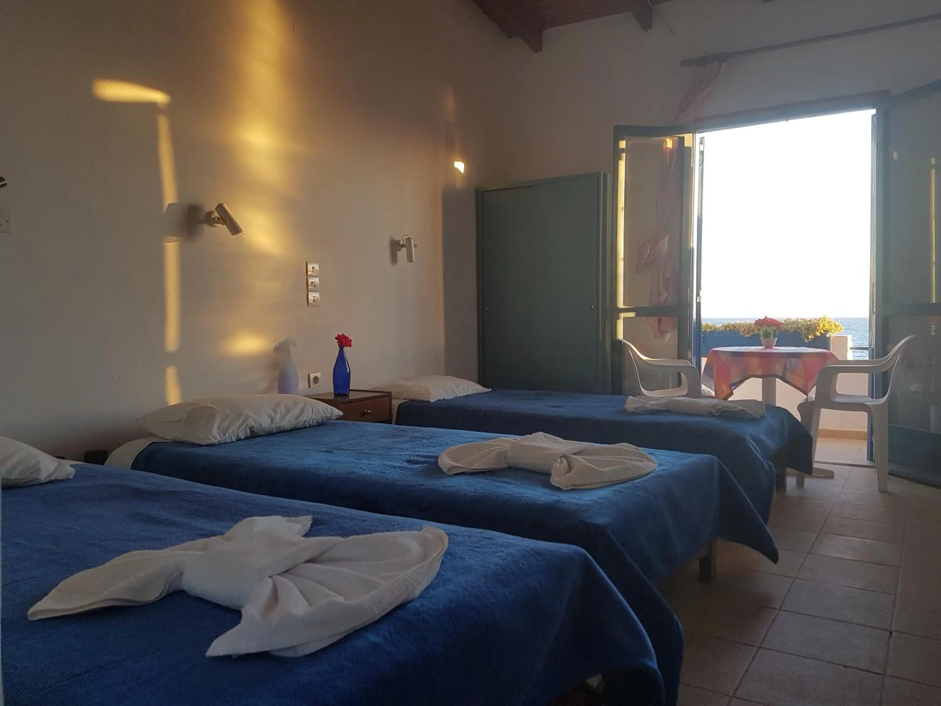 Balcony/Terrace, Bed in Taverna Akrogiali