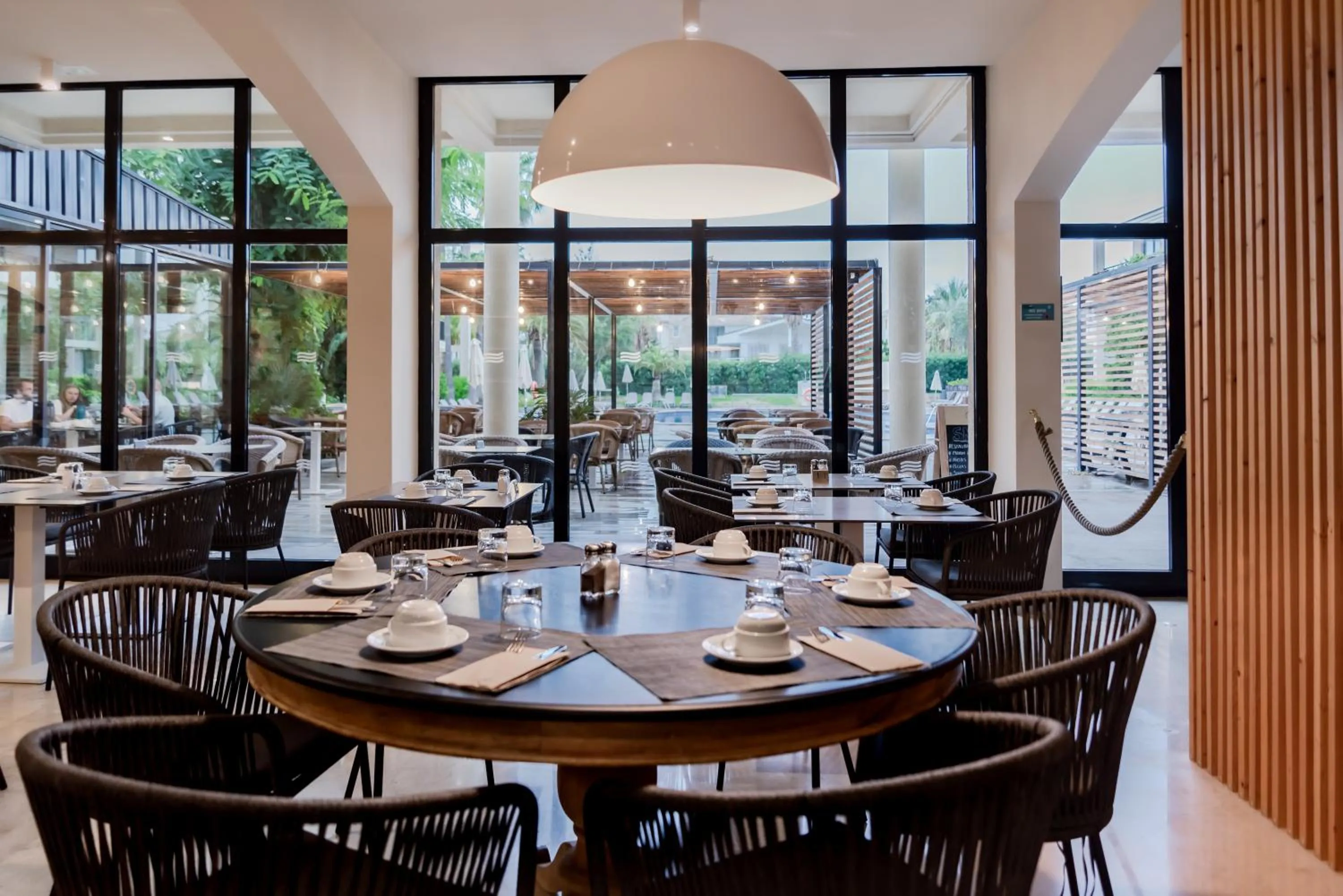 Restaurant/places to eat in Hotel Bahia Pollensa