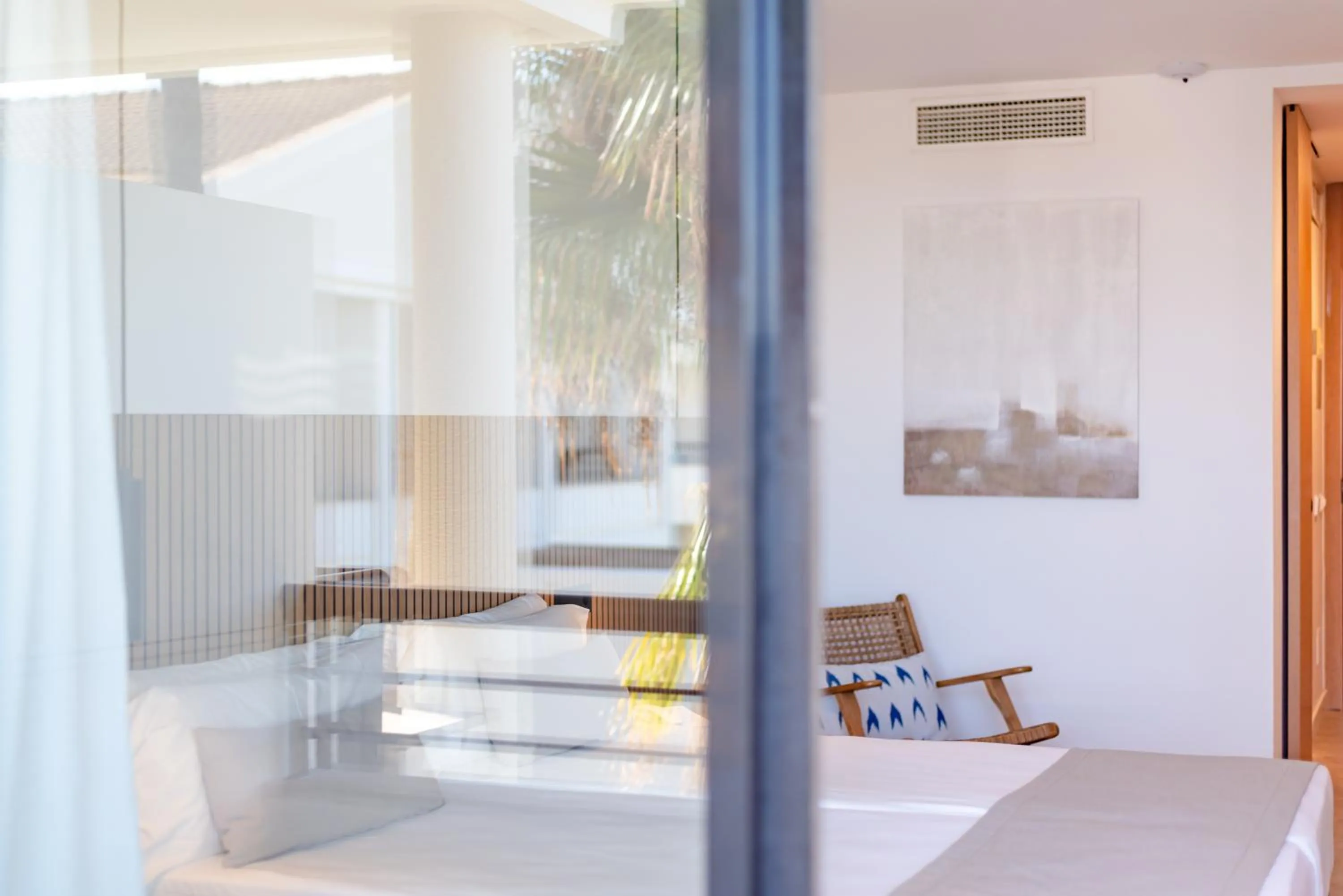 Bedroom, Bed in Hotel Bahia Pollensa
