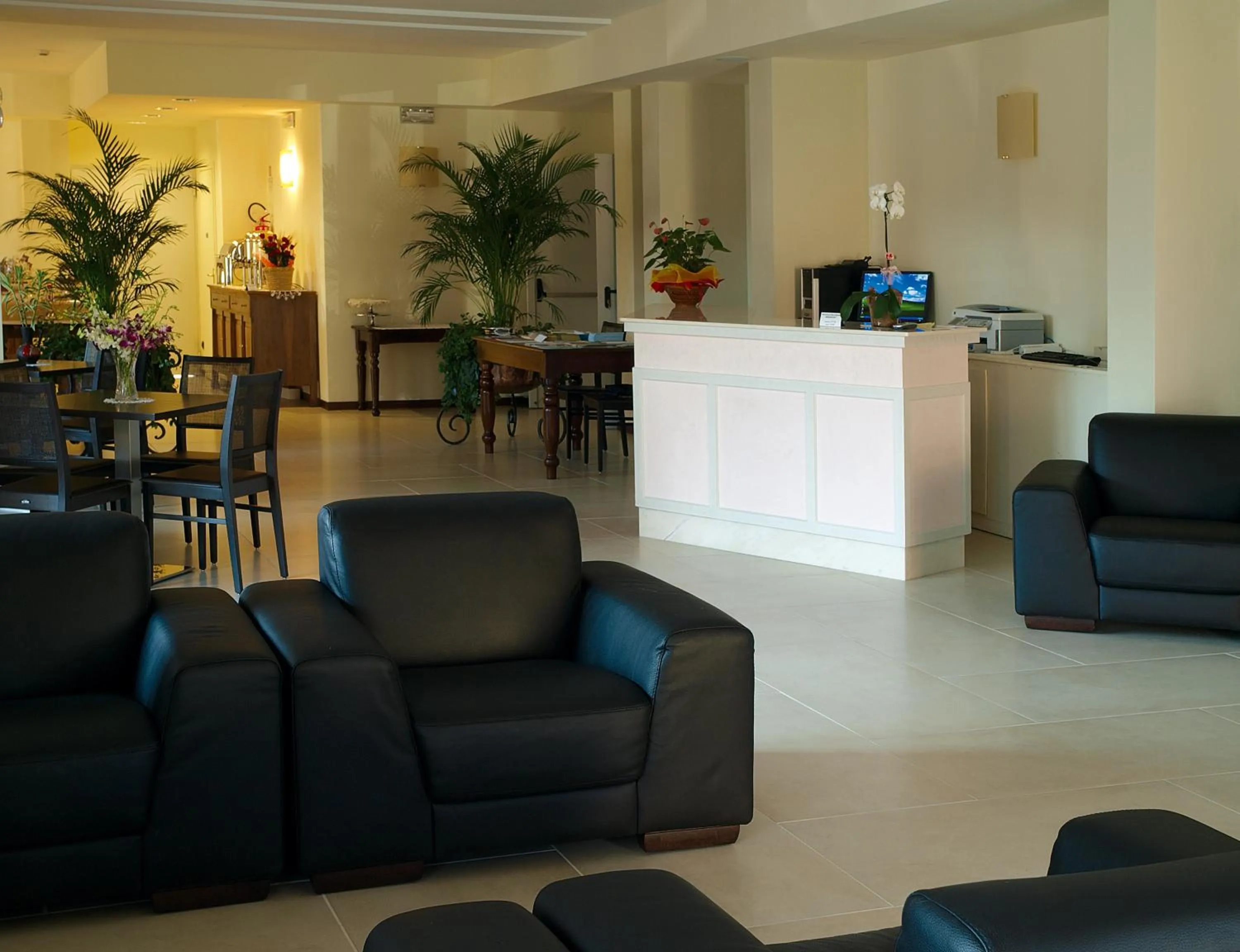 Lobby or reception in International Hotel