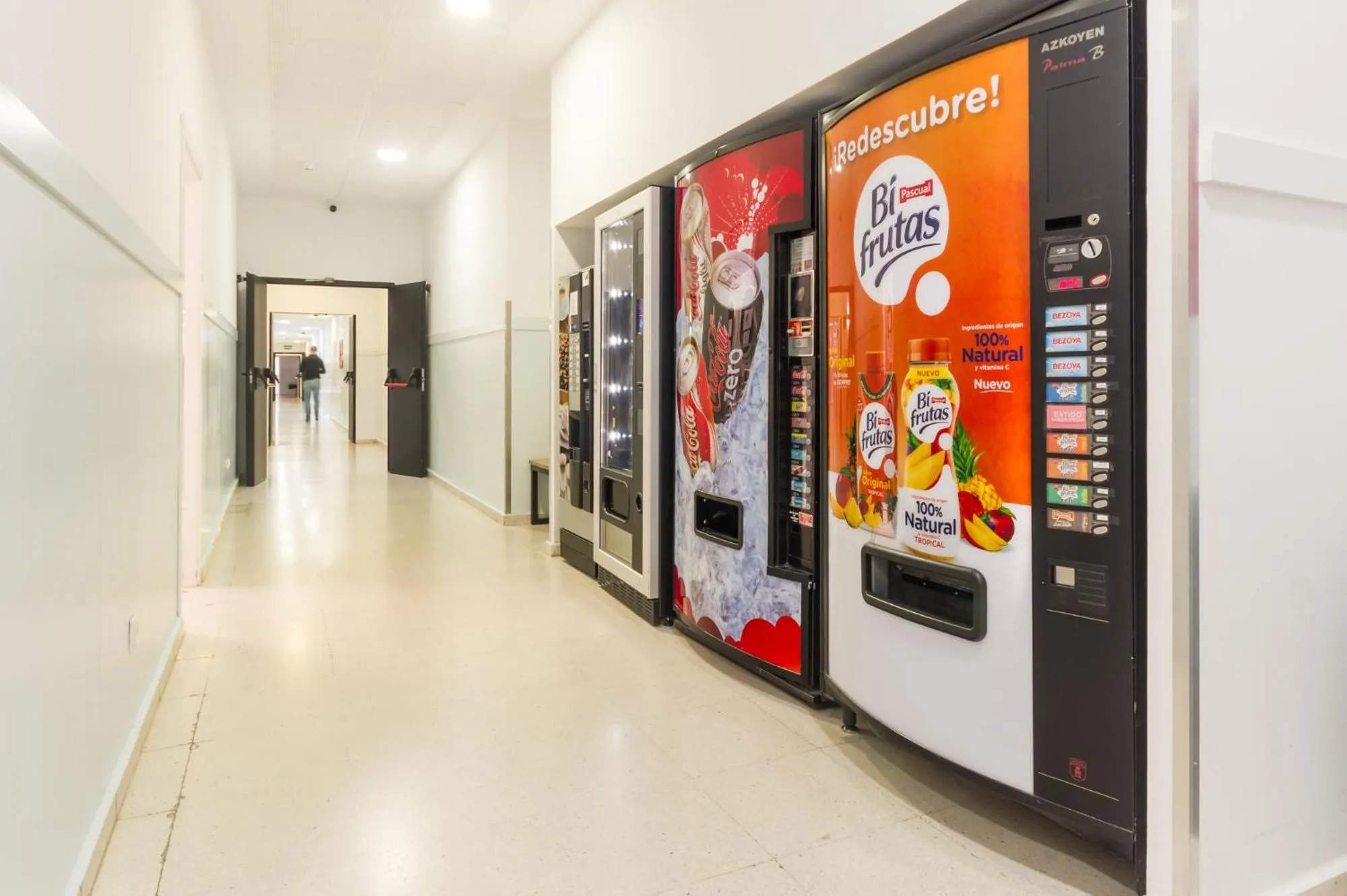 vending machine in Hostal Welcome