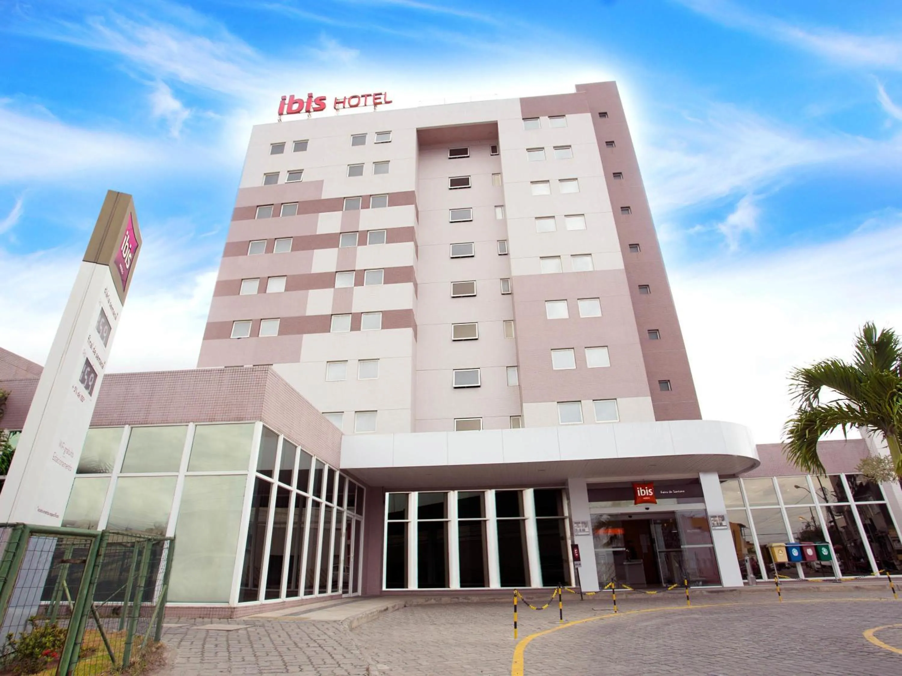 Property building in ibis Feira de Santana
