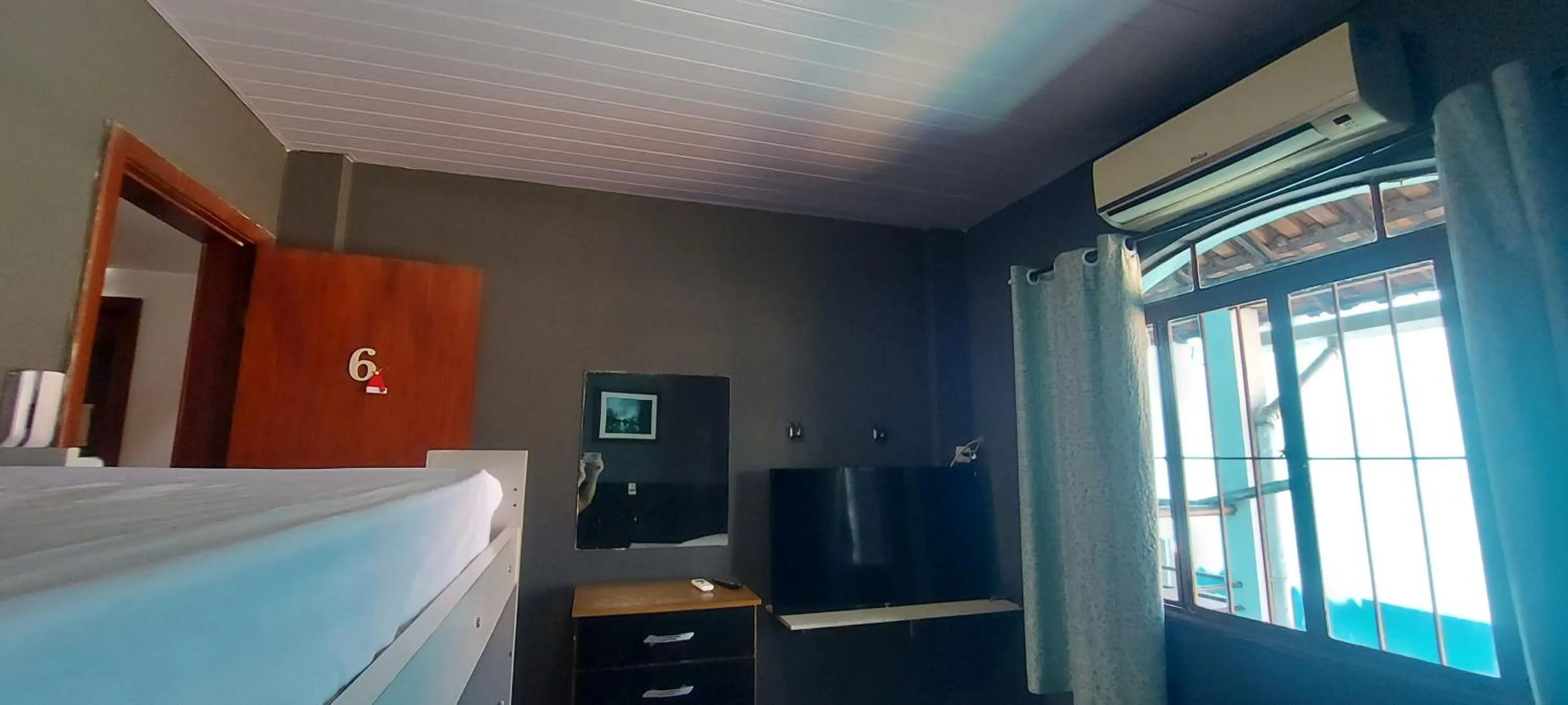 Photo of the whole room in Pousada Casa Familia