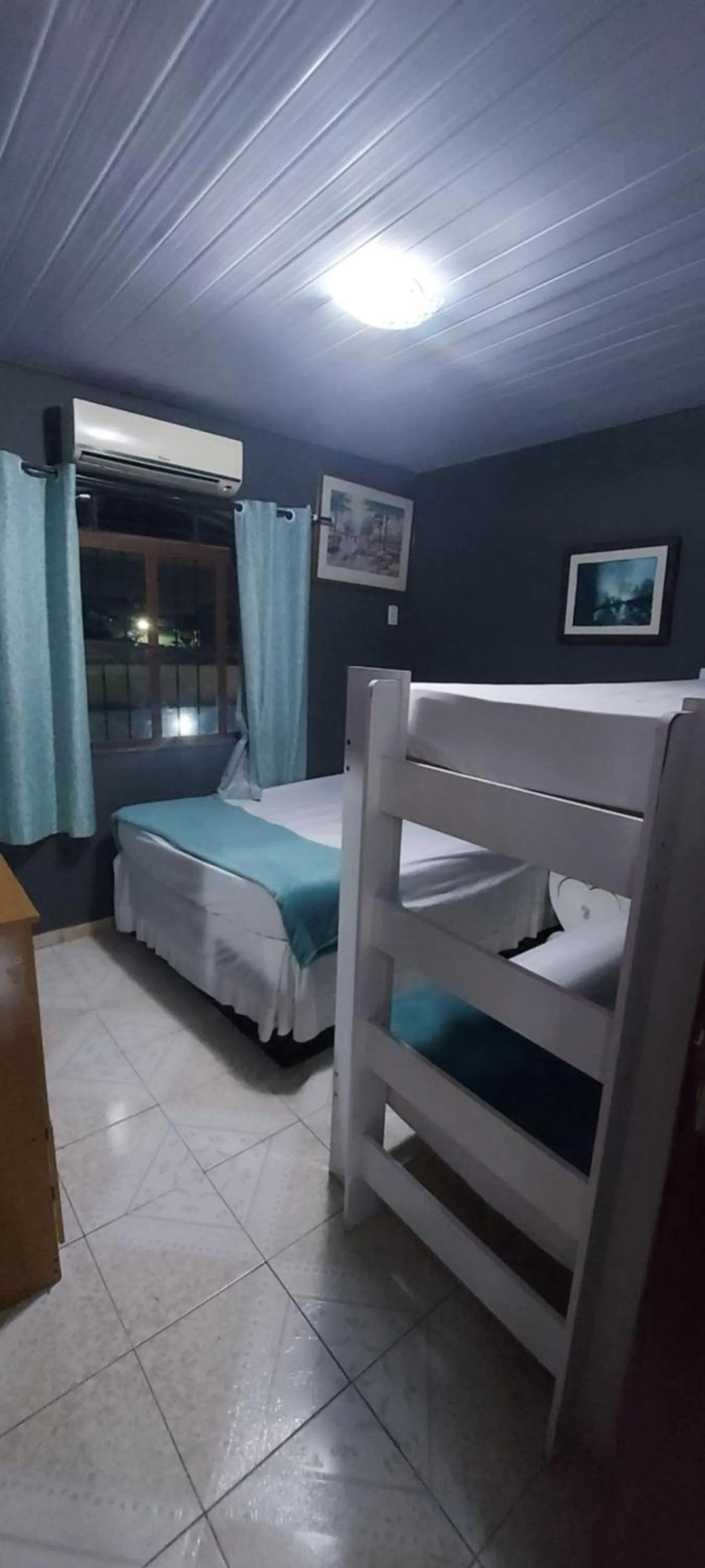 Photo of the whole room in Pousada Casa Familia