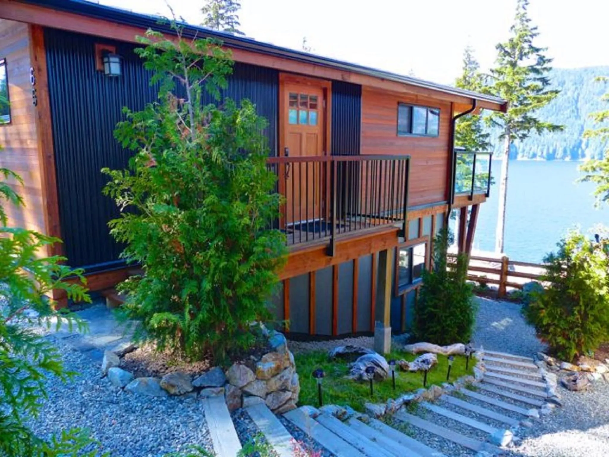 Facade/entrance in Fish Tales Cottage