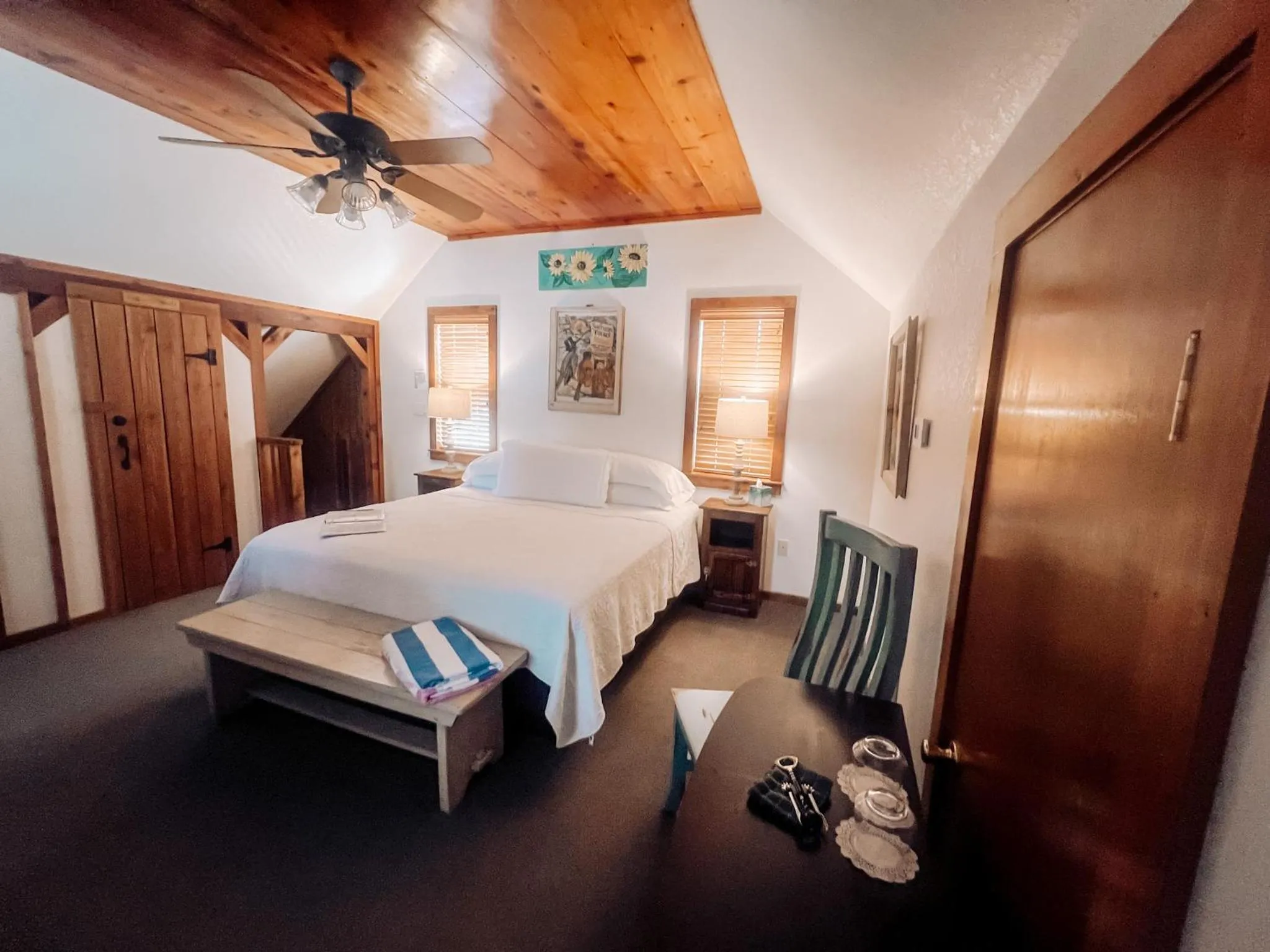 Bed in Gruene Cottages