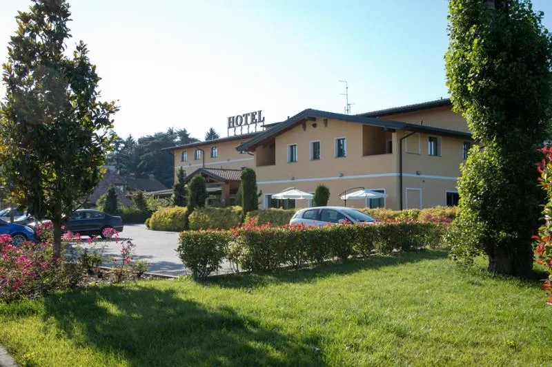 Property building in Hotel Del Parco
