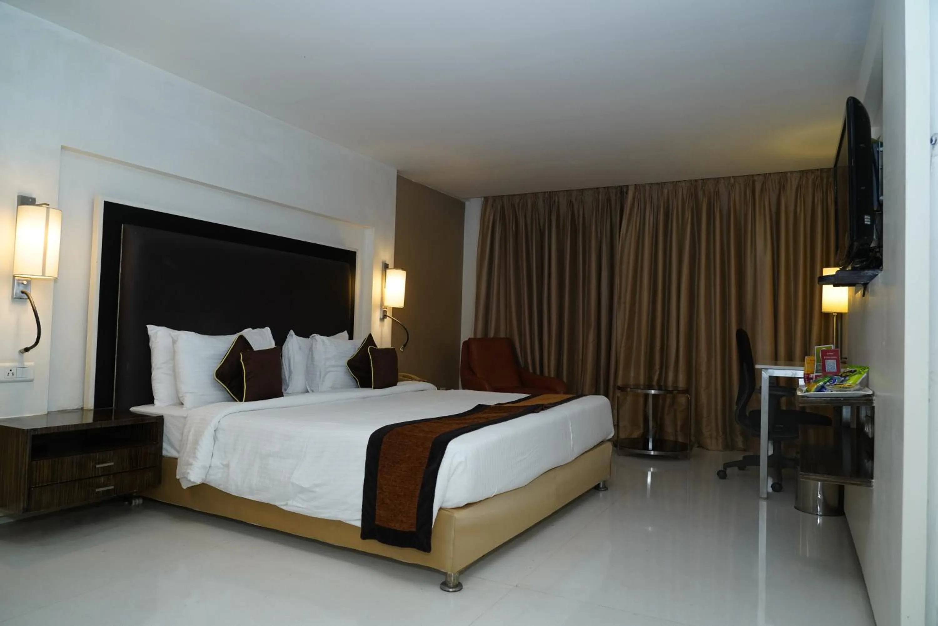 Bedroom, Bed in Royal Park Kakinada