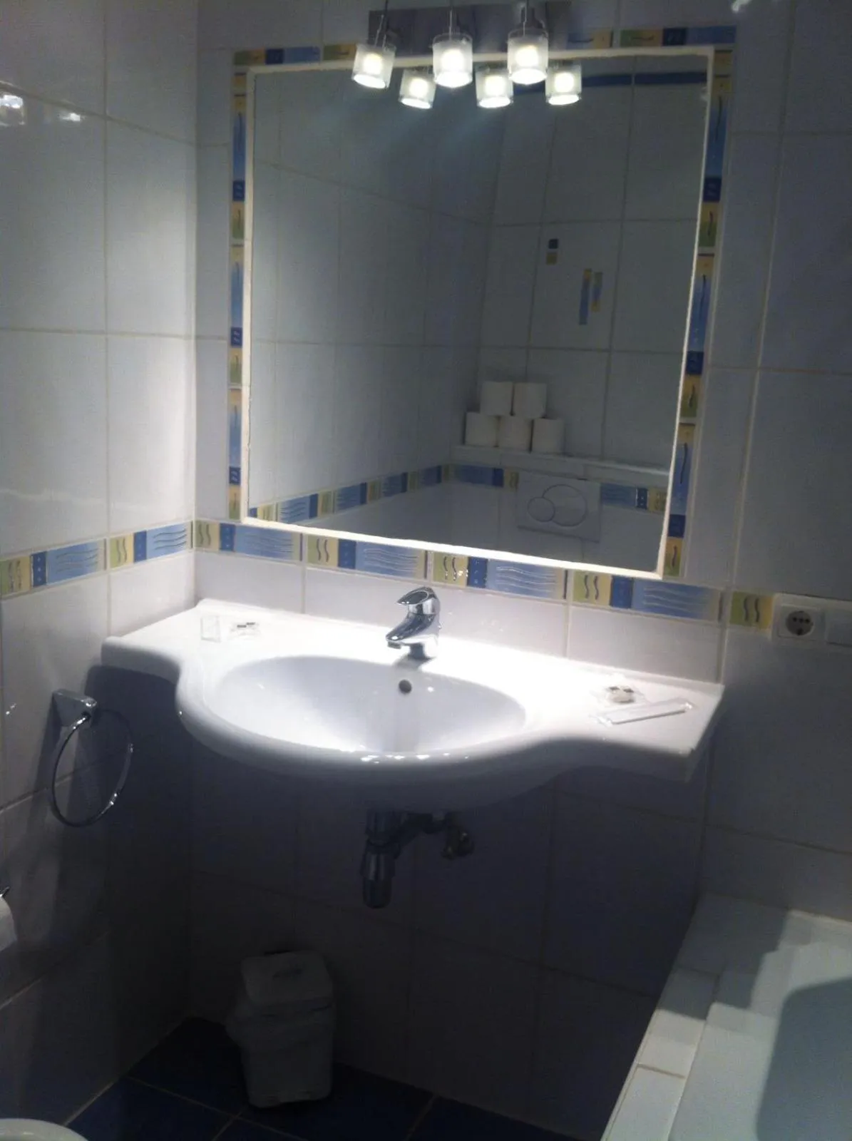 Bathroom in Apartamentos del Rey