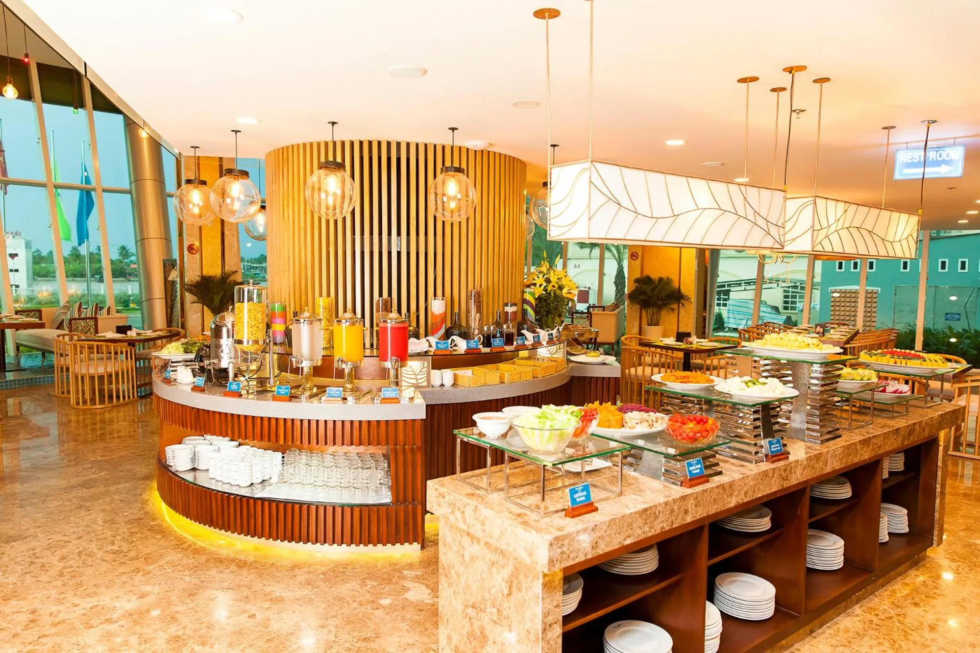 Ninh Kieu Riverside Hotel