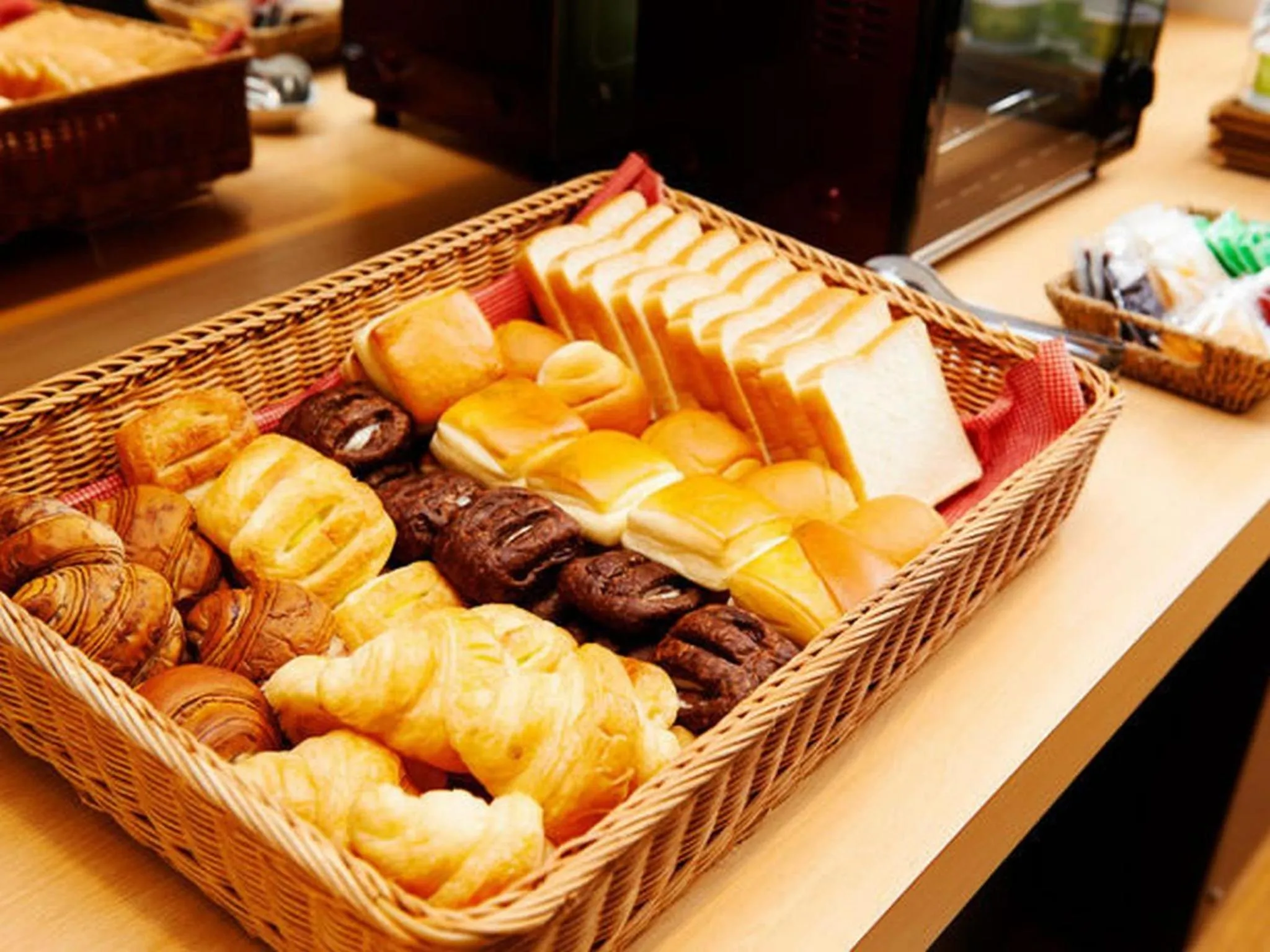 Buffet breakfast in Super Hotel Minamata