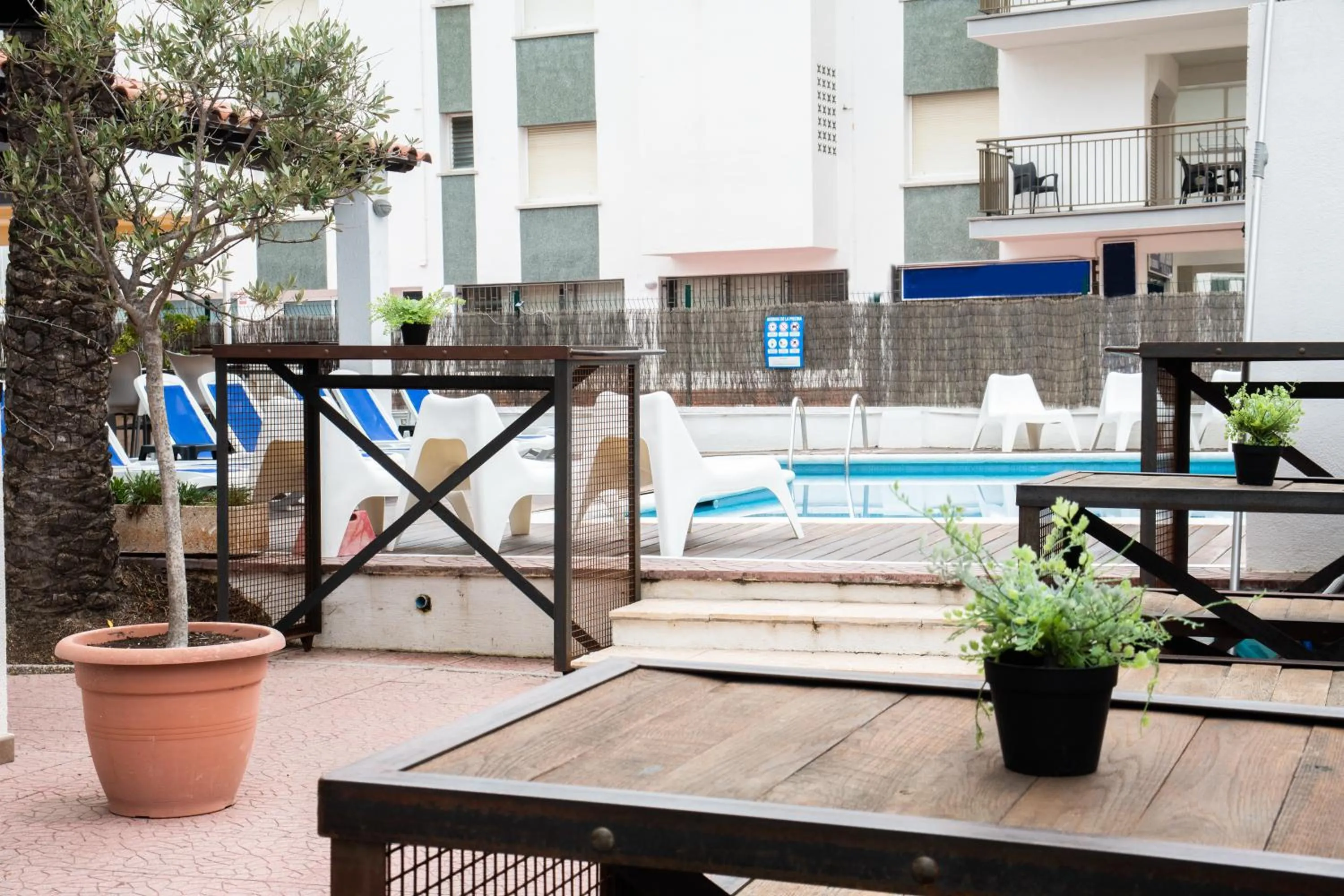 Swimming pool in Adia Hotel Cunit Playa