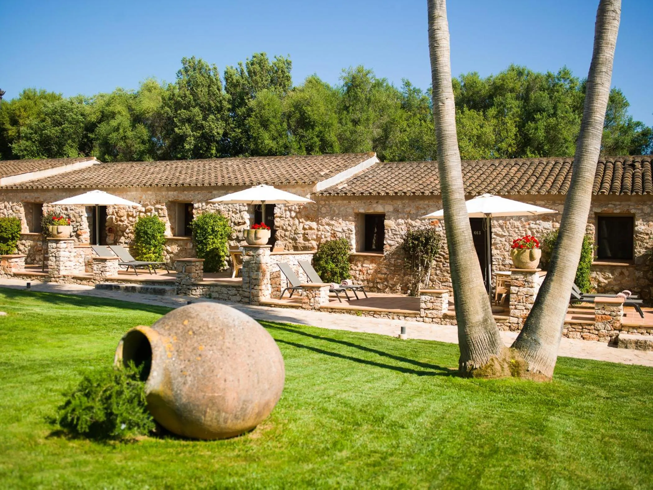 Activities in Sa Bassa Rotja Ecoturisme