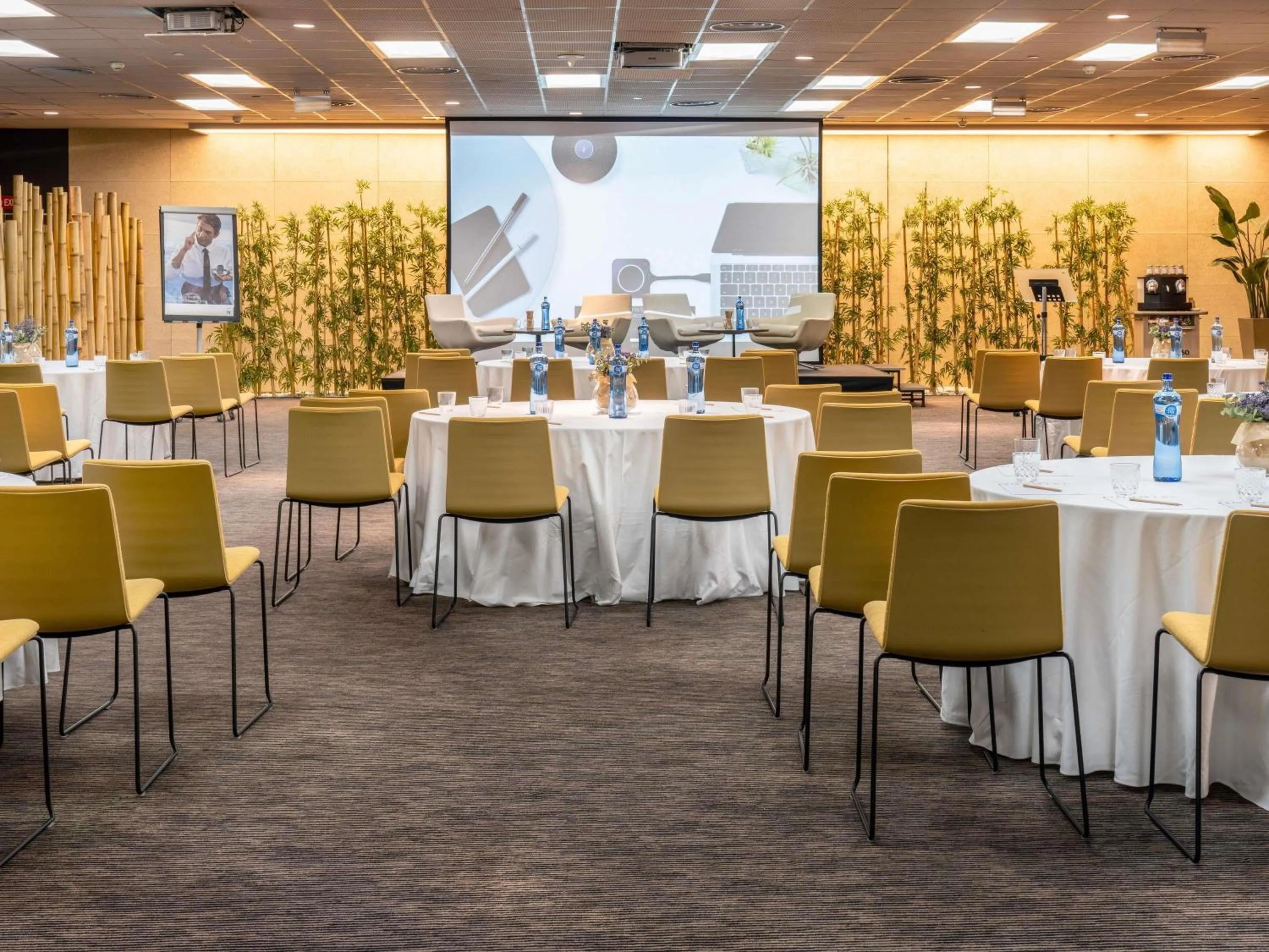 Meeting/conference room in Novotel Barcelona City