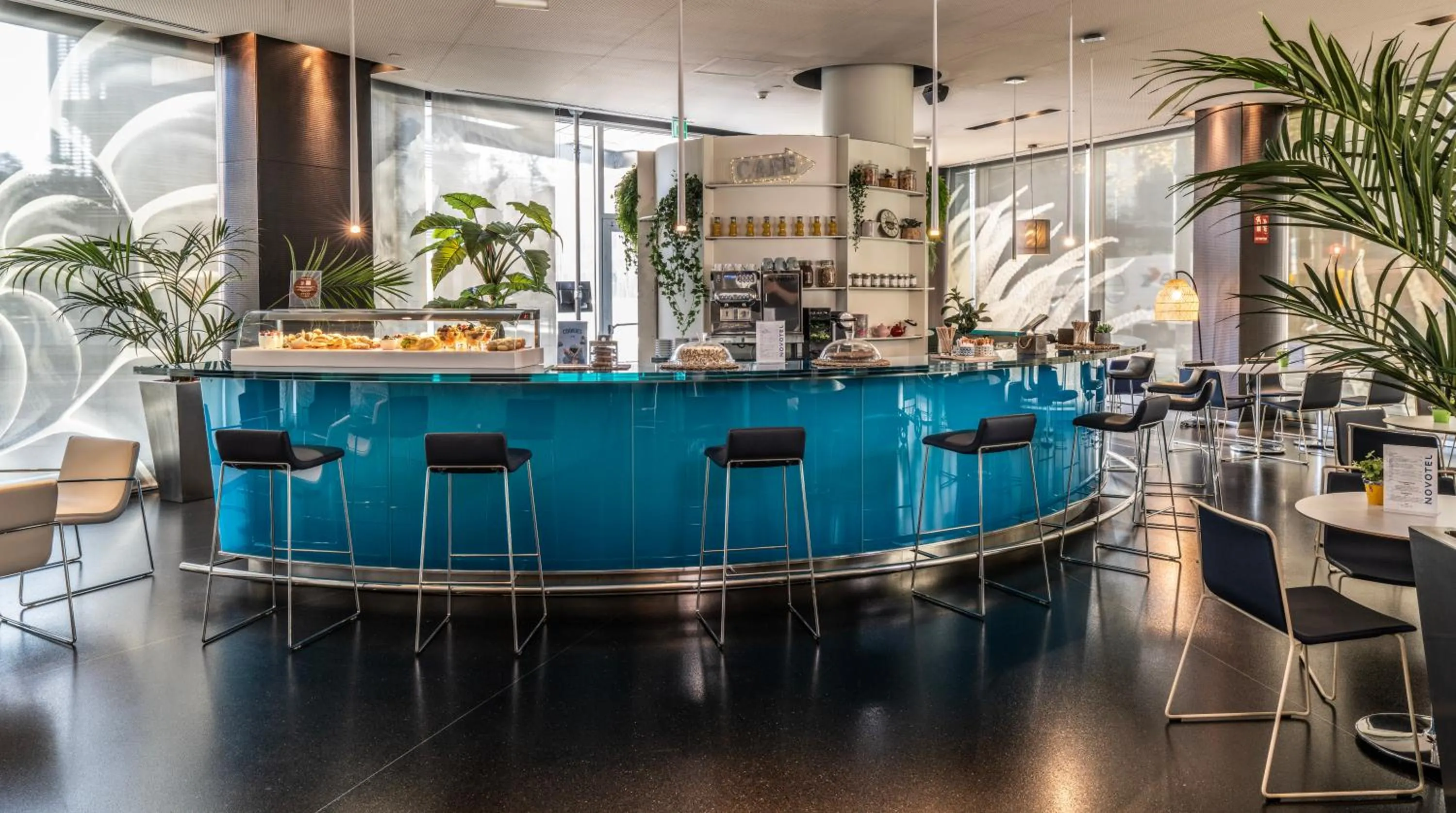 Lounge or bar in Novotel Barcelona City