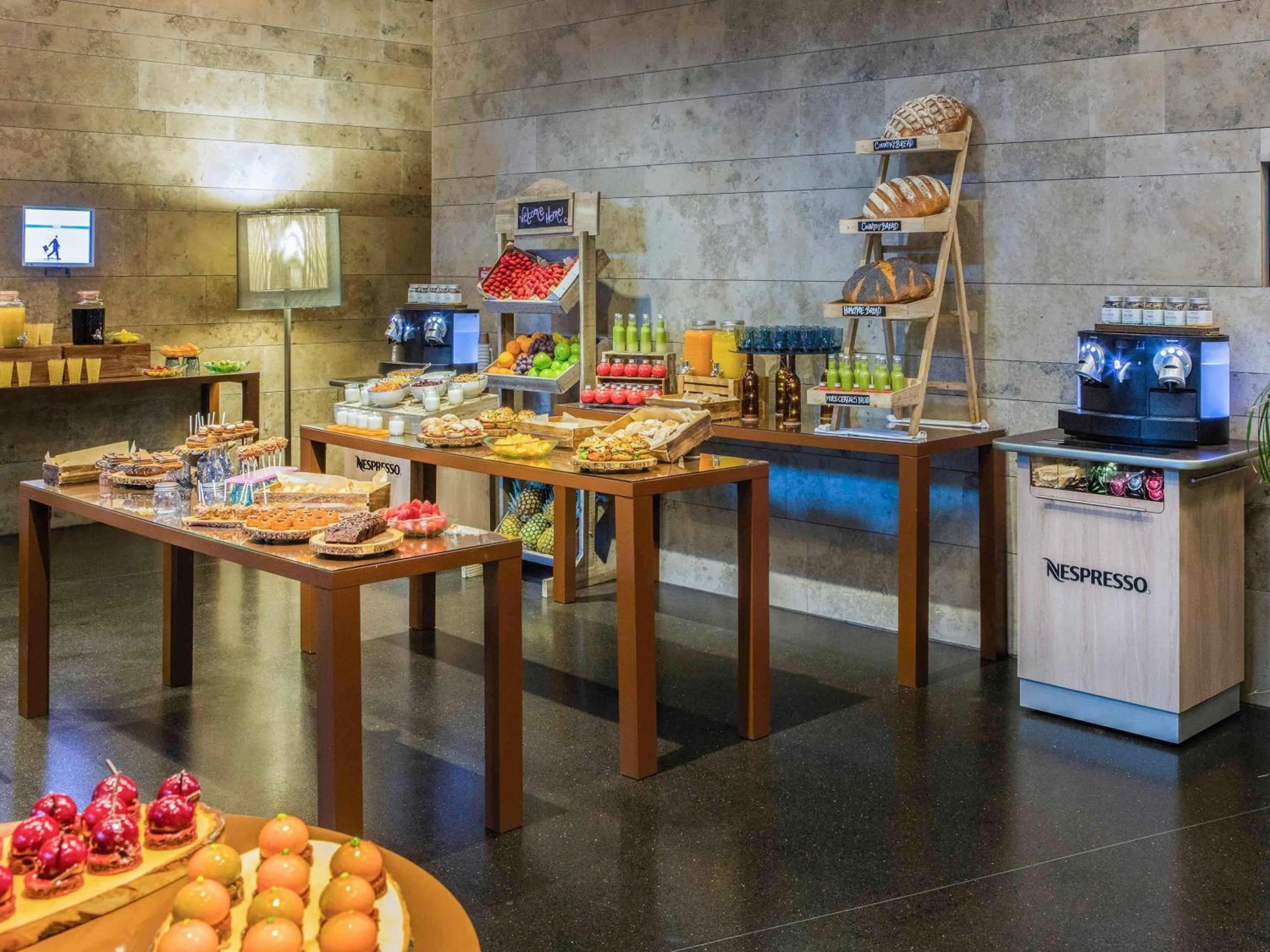 Meeting/conference room in Novotel Barcelona City