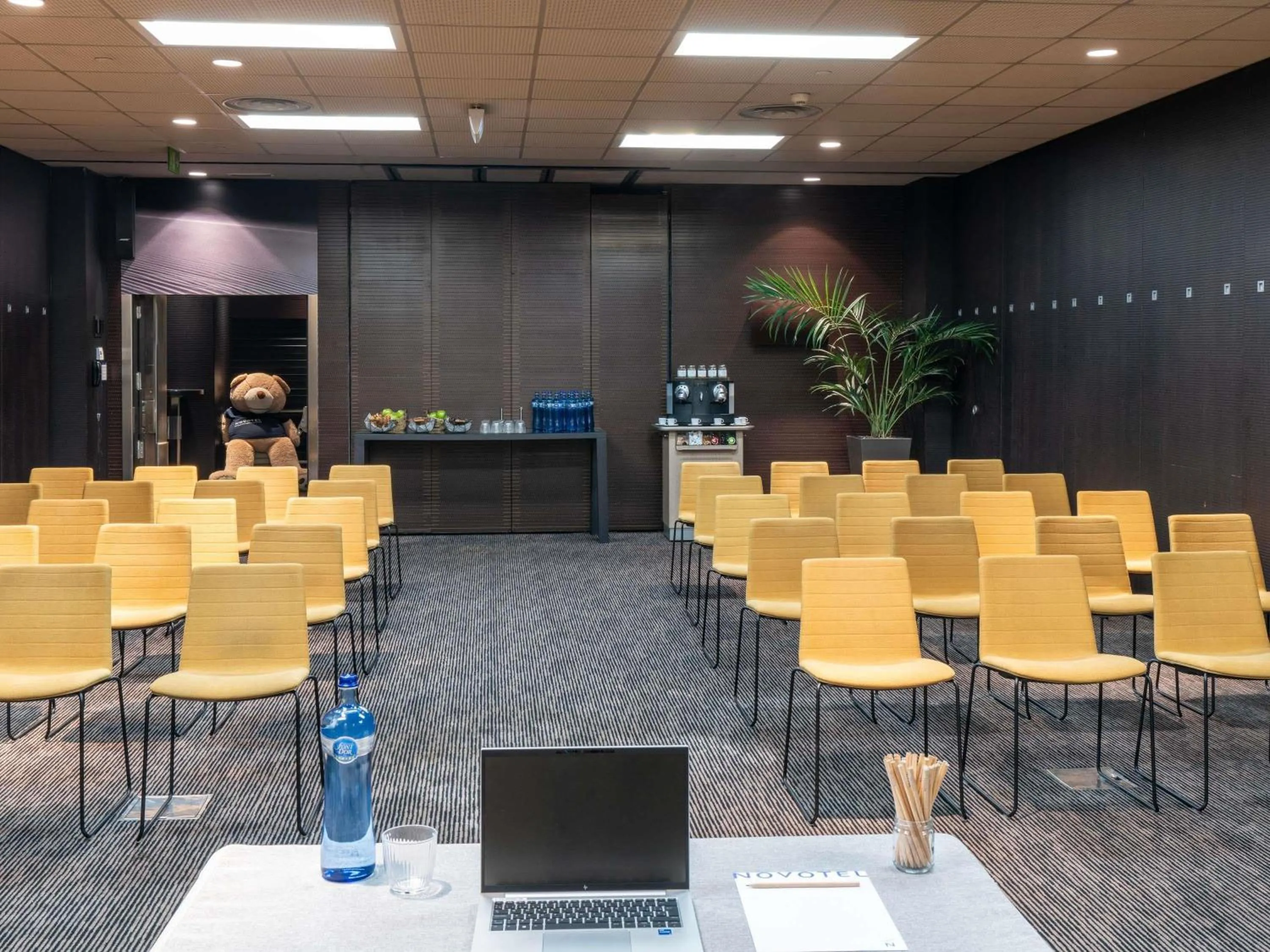 Meeting/conference room in Novotel Barcelona City