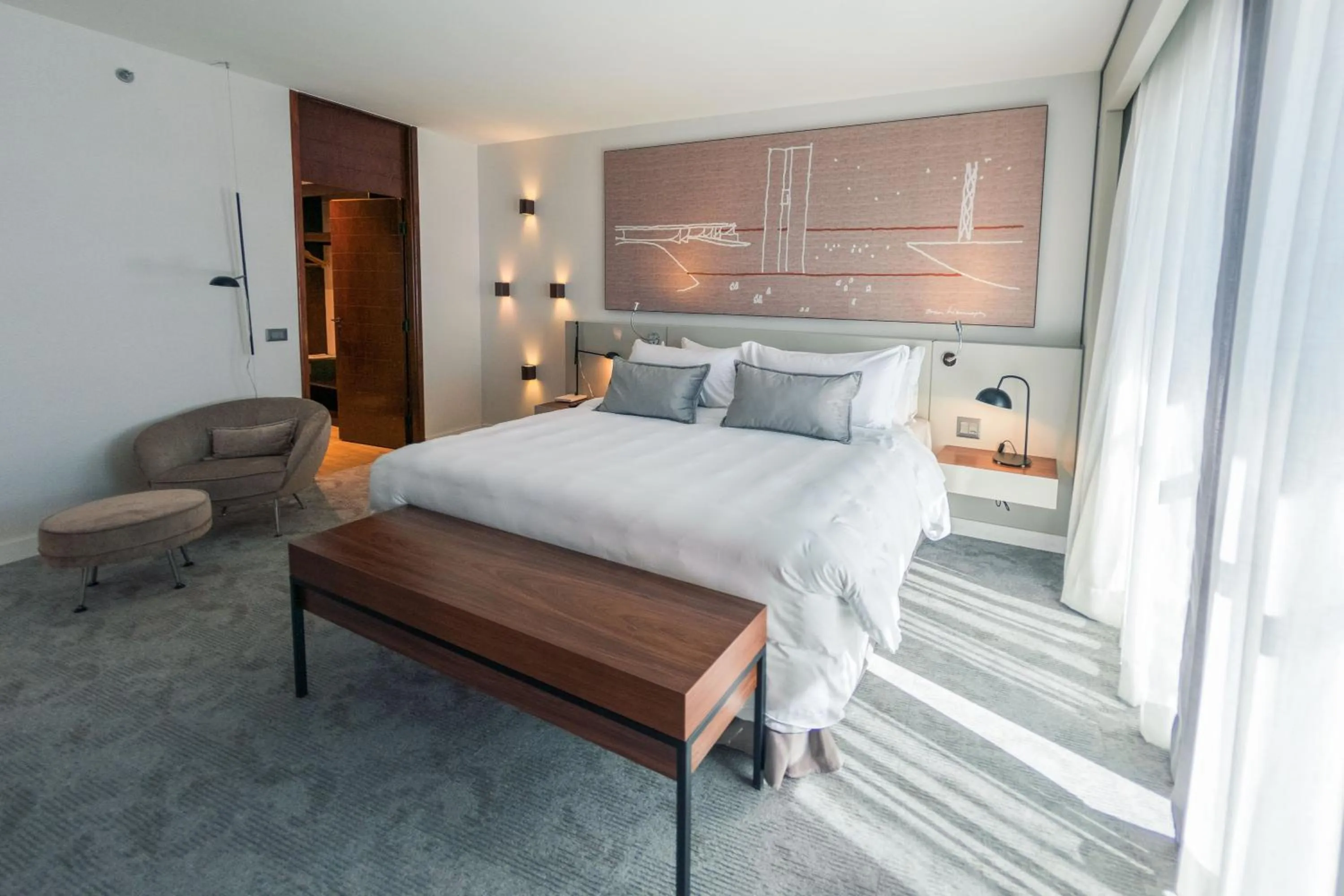 Photo of the whole room, Bed in Royal Tulip Brasília Alvorada