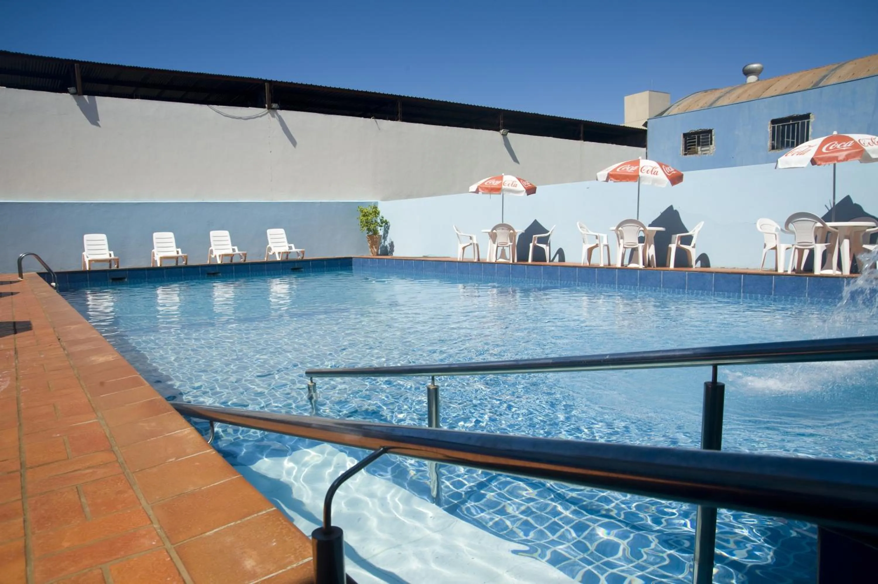 Swimming pool in Hotel Dan Inn Express Foz do Iguaçu By Nacional Inn