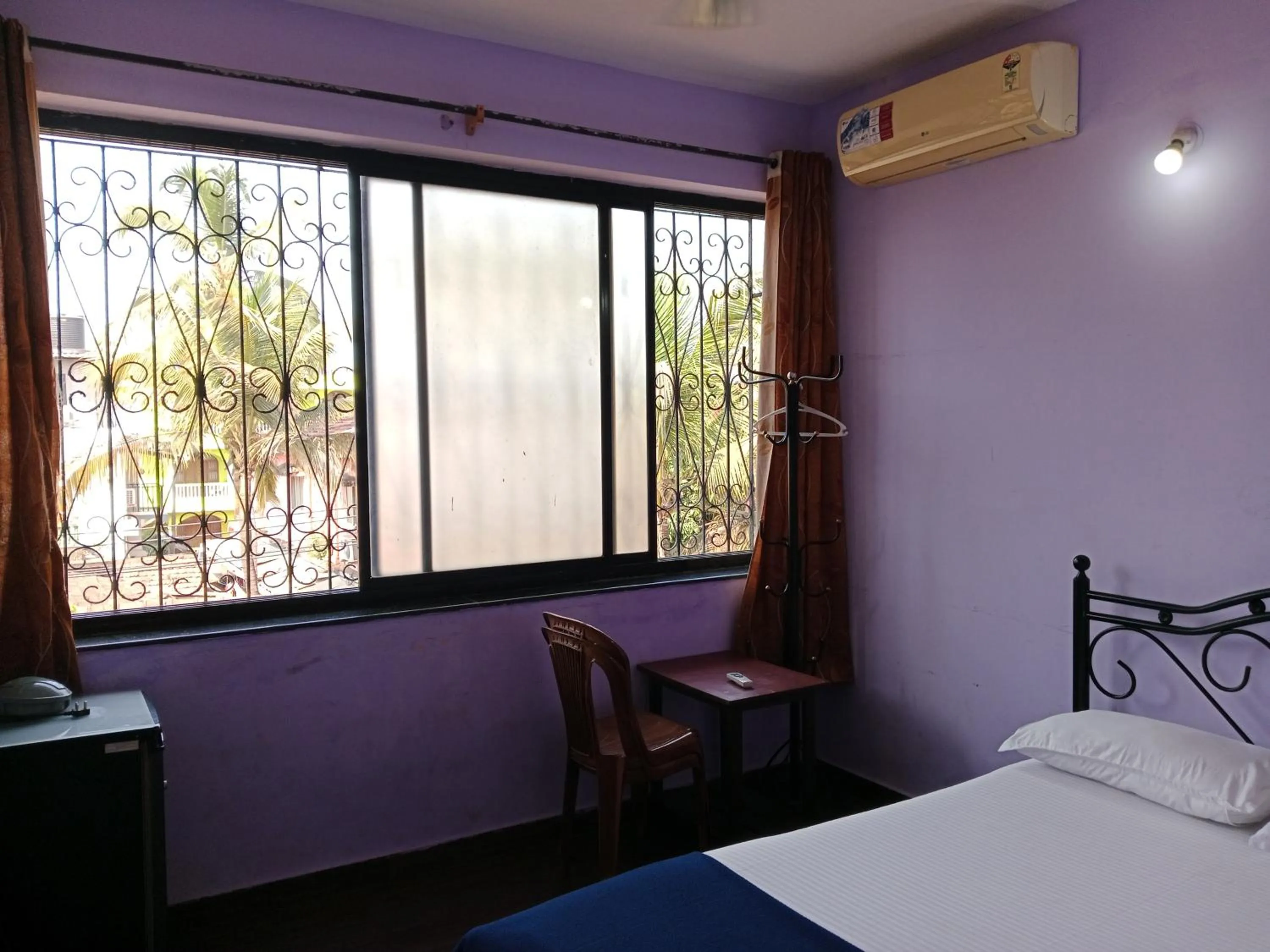 air conditioner, Bed in Vincent's Holiday Home