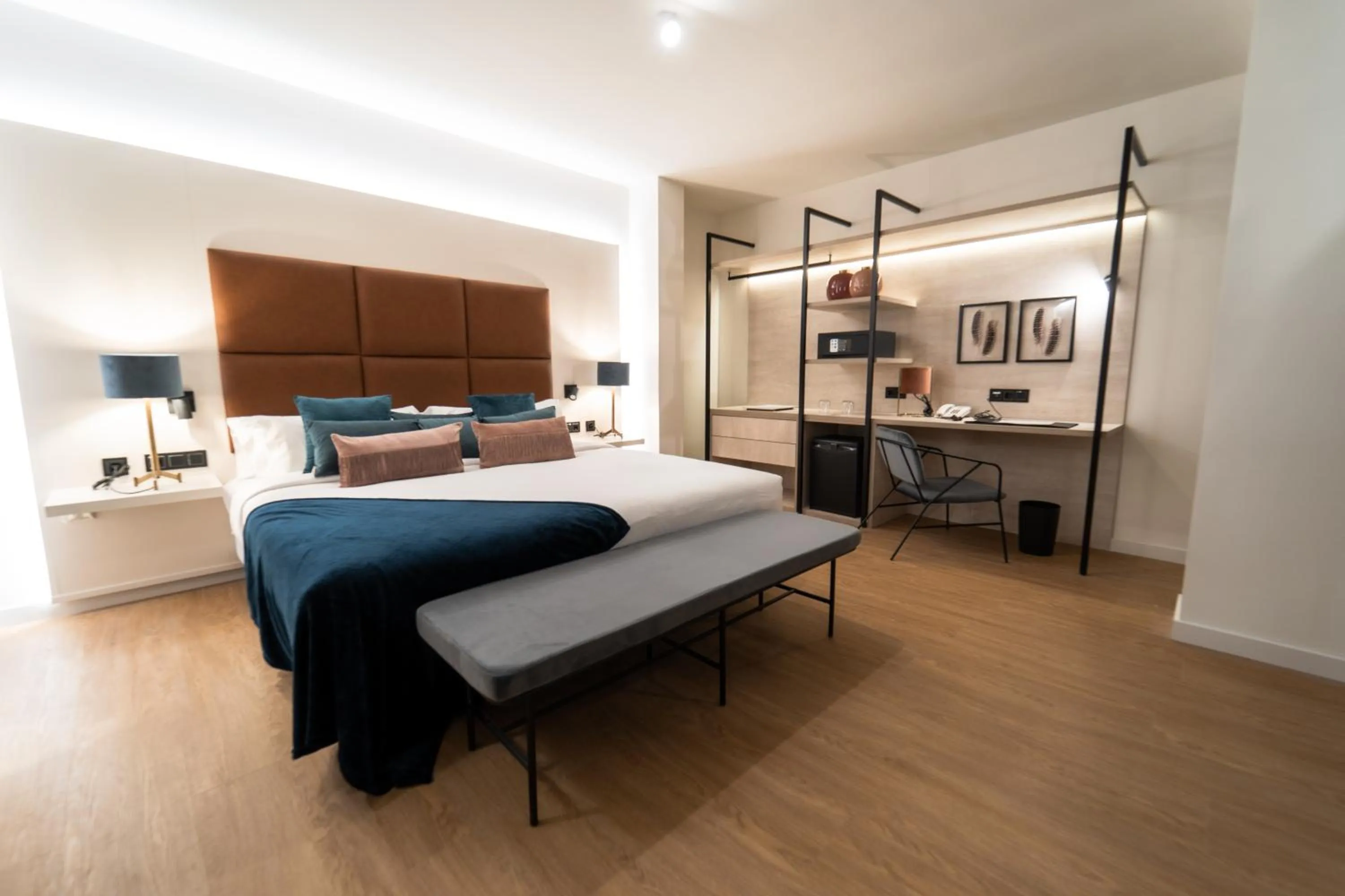 Photo of the whole room, Bed in Hotel Taburiente S.C.Tenerife