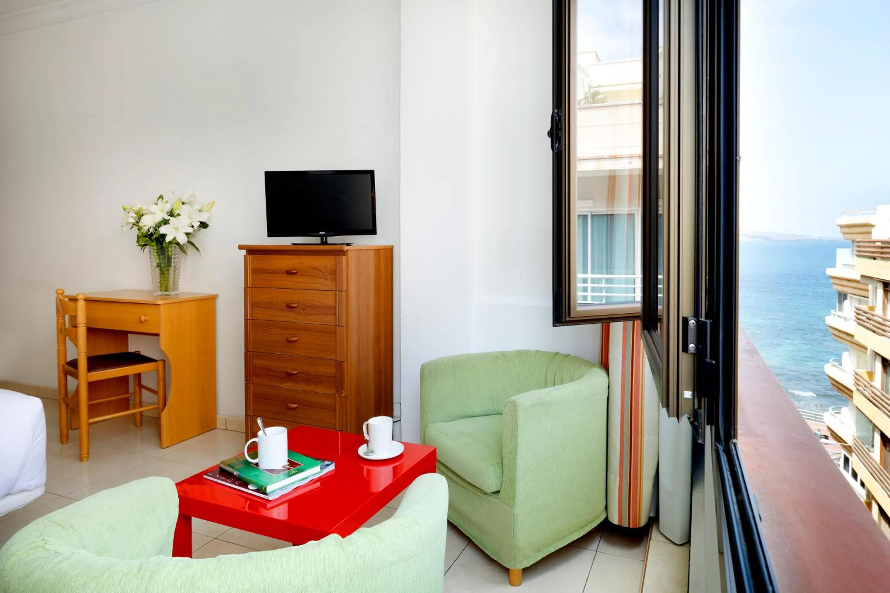 Bedroom, Bed in Crisol Faycán