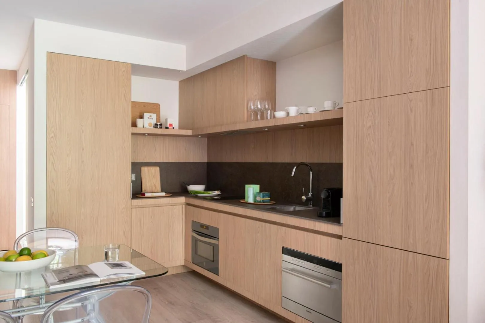 Dining area in Eric Vökel Boutique Apartments - Sagrada Familia Suites
