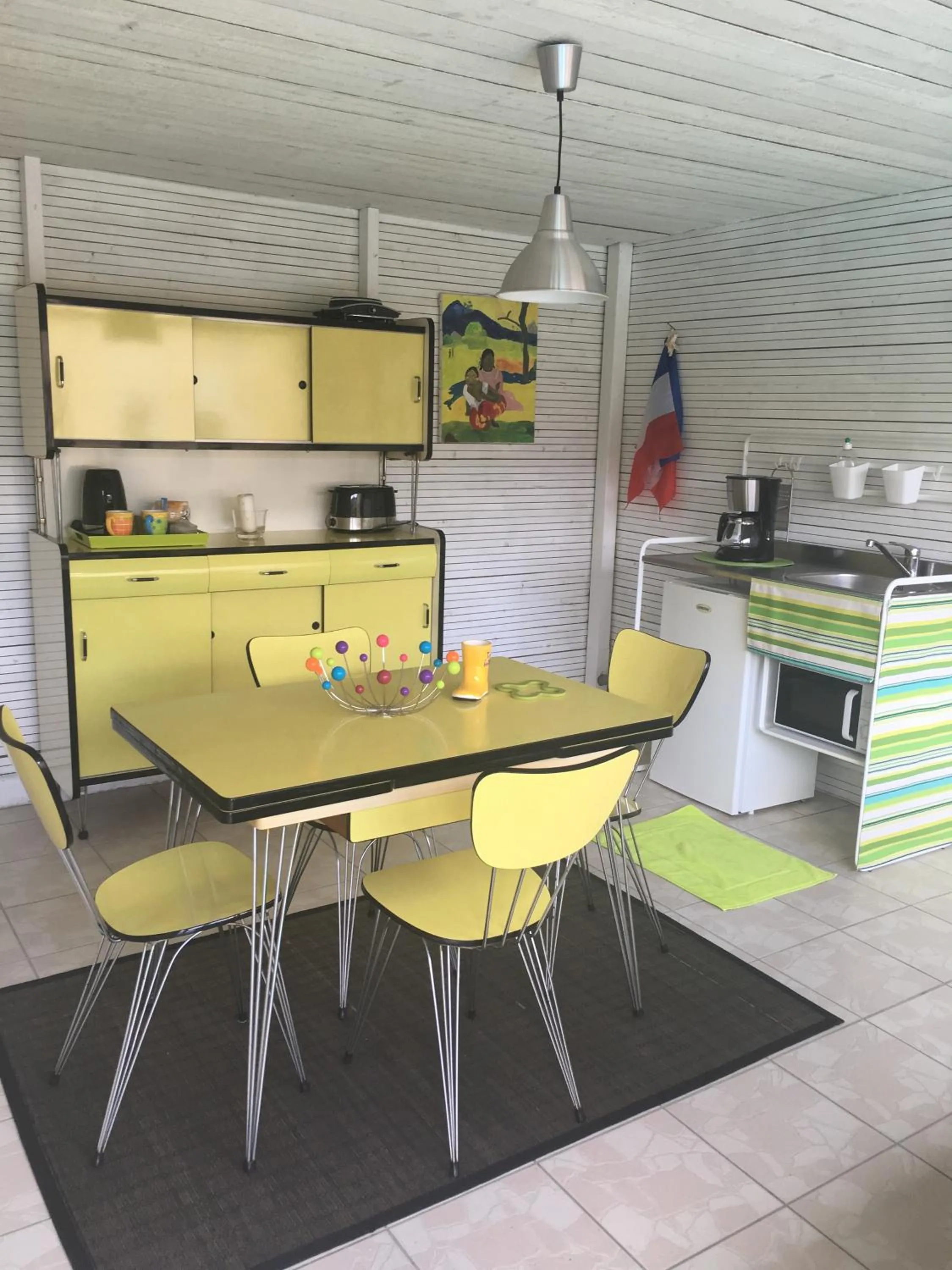 Dining area in Chambres D'Hotes L'Atipic
