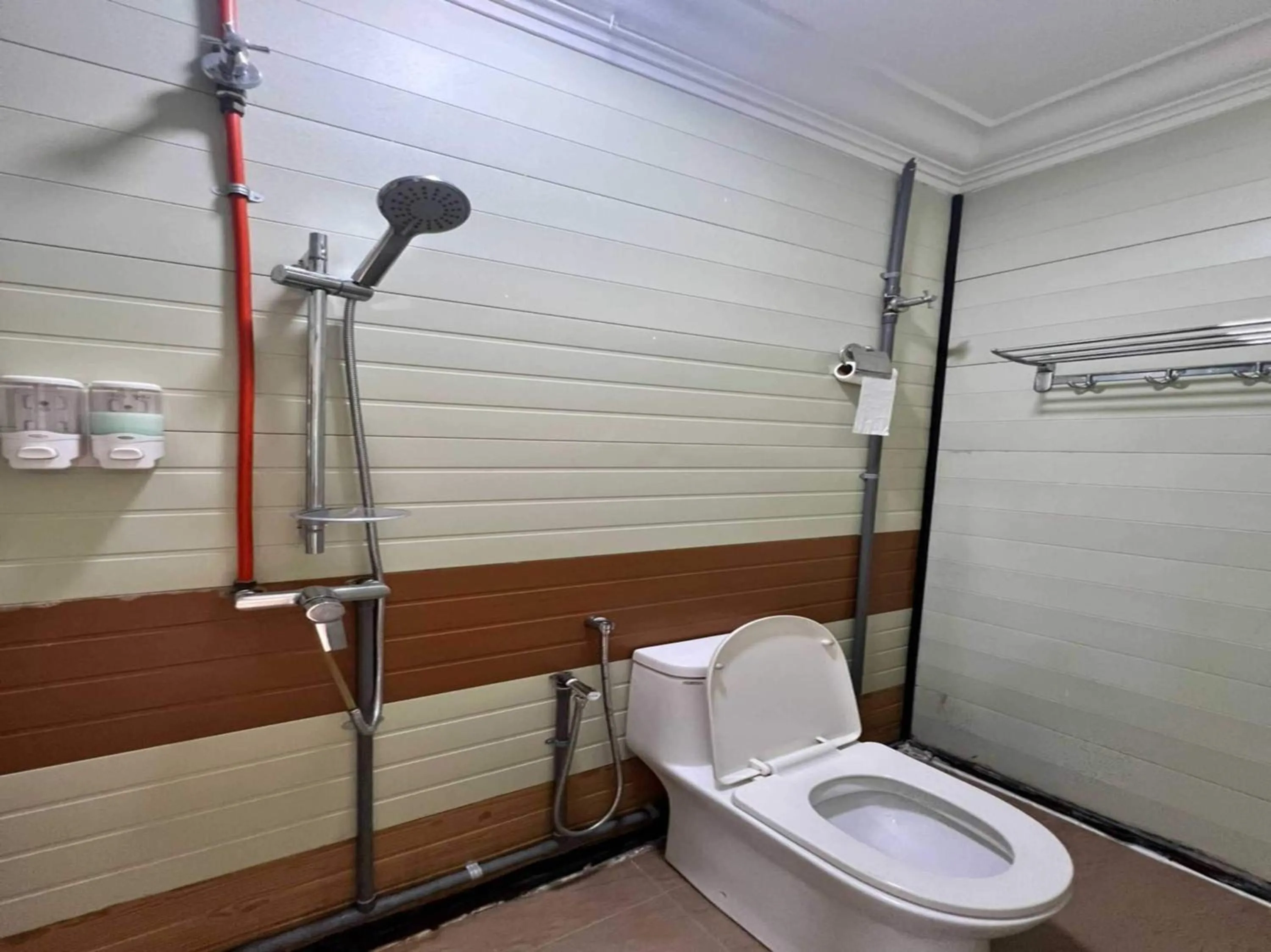 Bathroom in Hotel O Ting Brother Sg Klah Inn