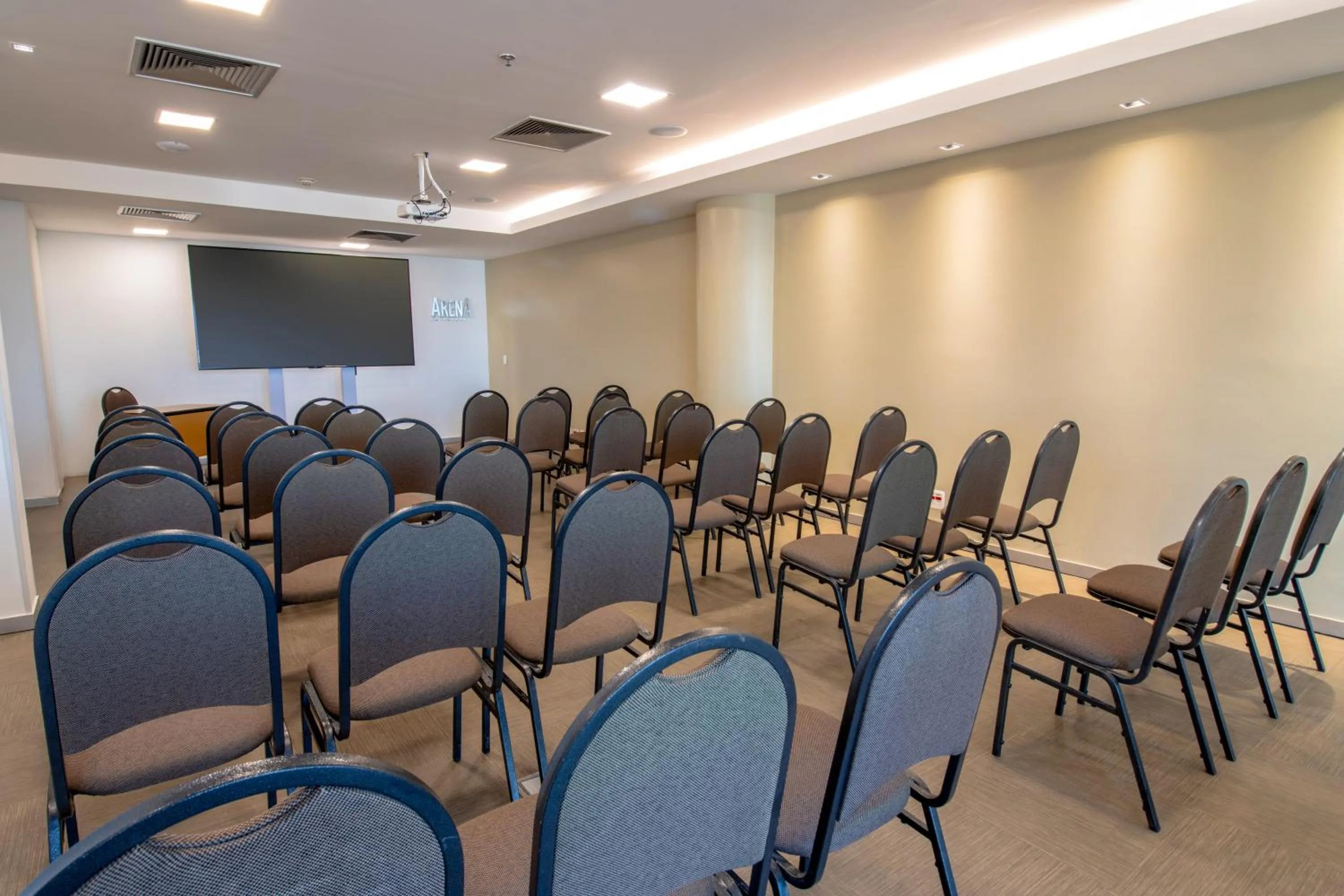 Meeting/conference room in Arena Copacabana Hotel