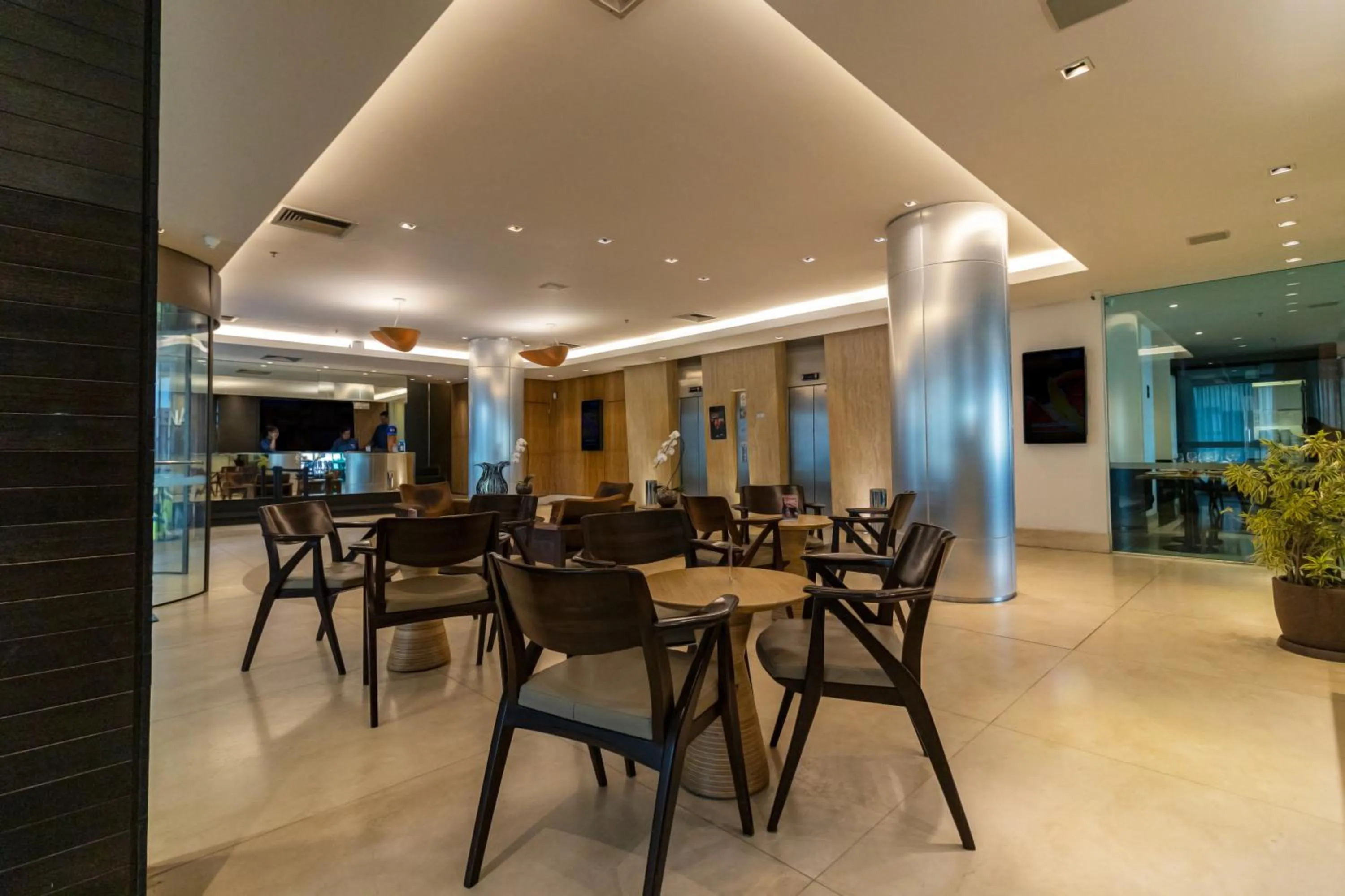 Lobby or reception in Arena Copacabana Hotel