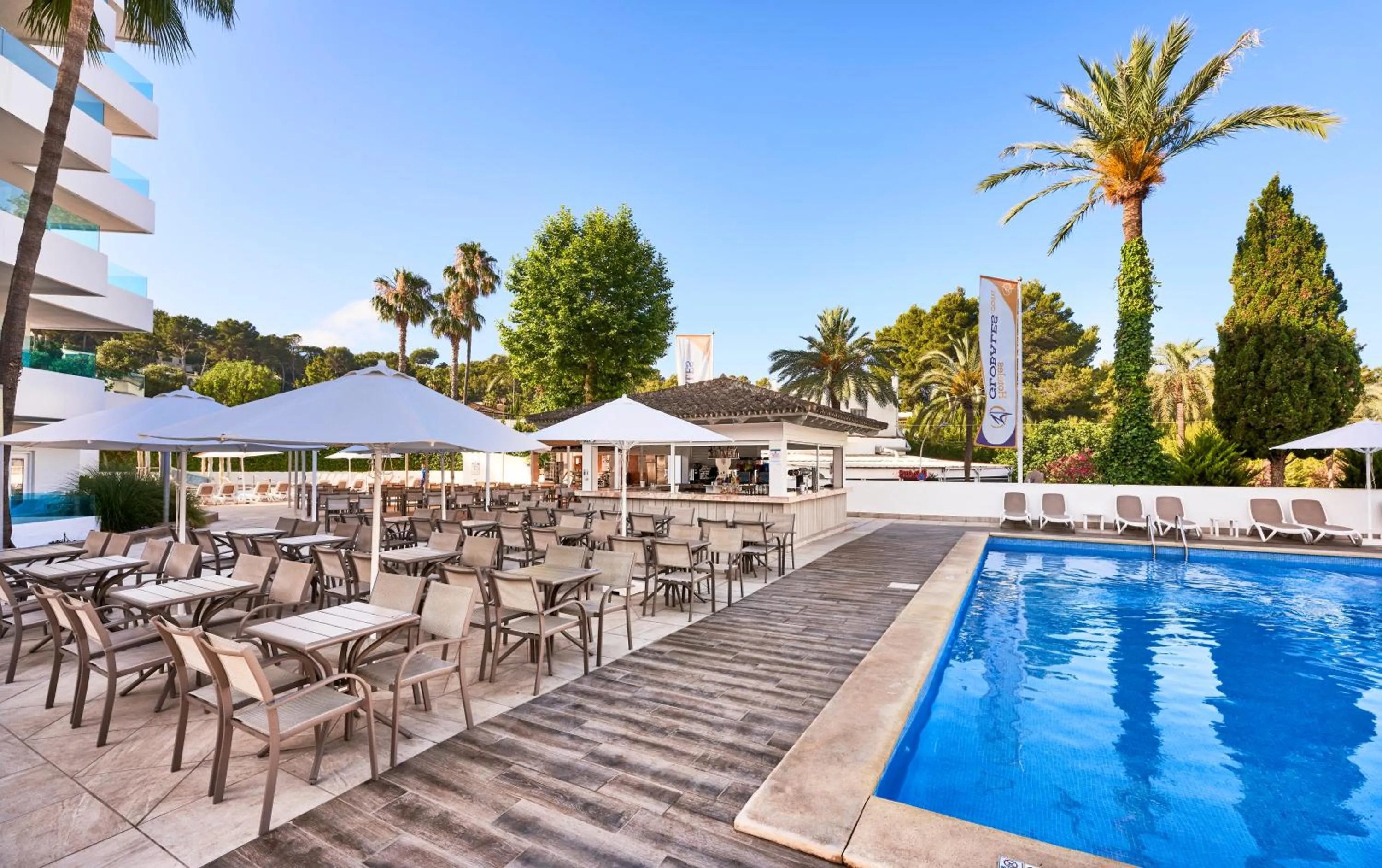 Restaurant/places to eat in Globales Costa de la Calma