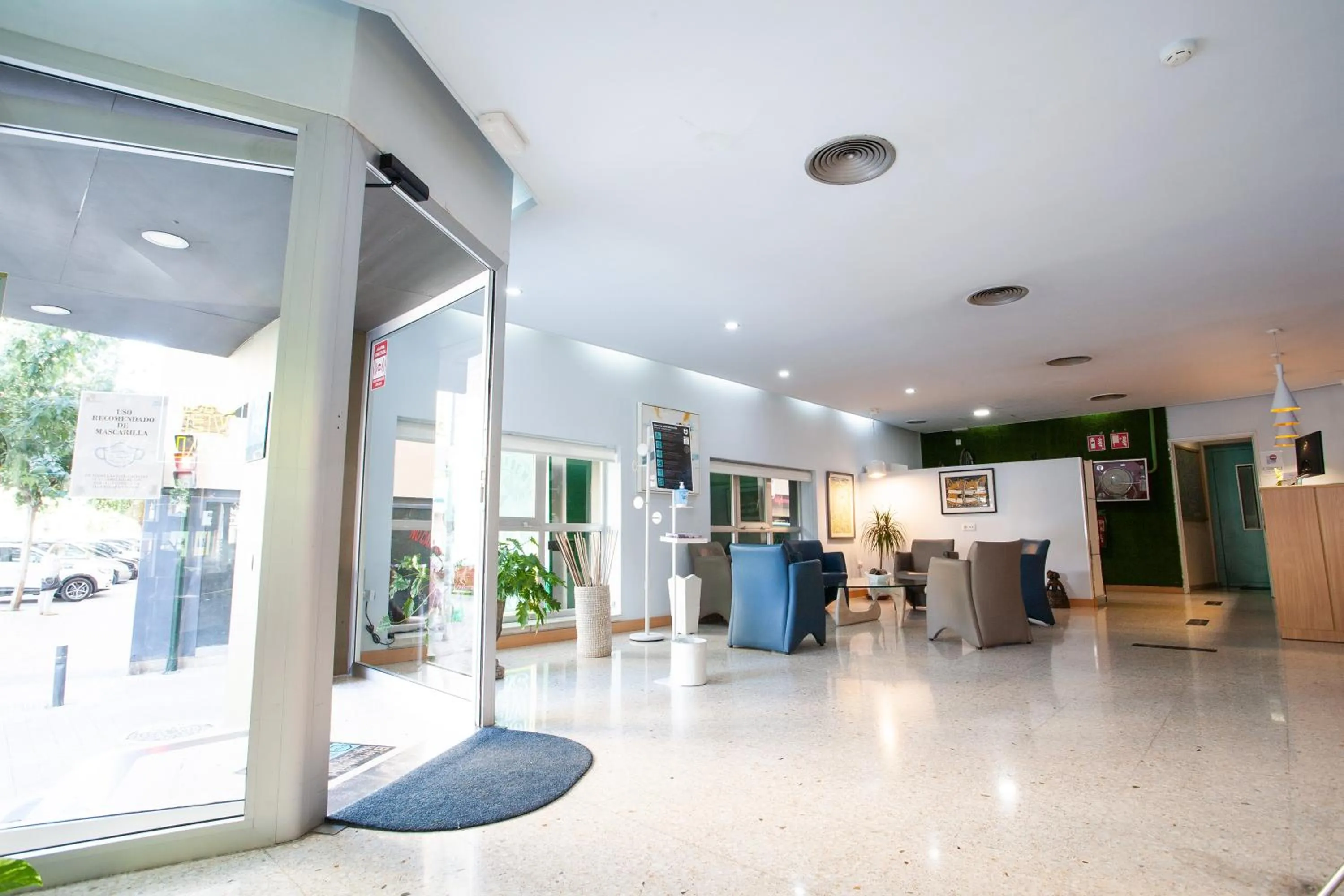 Lobby or reception in Hotel Universal Murcia