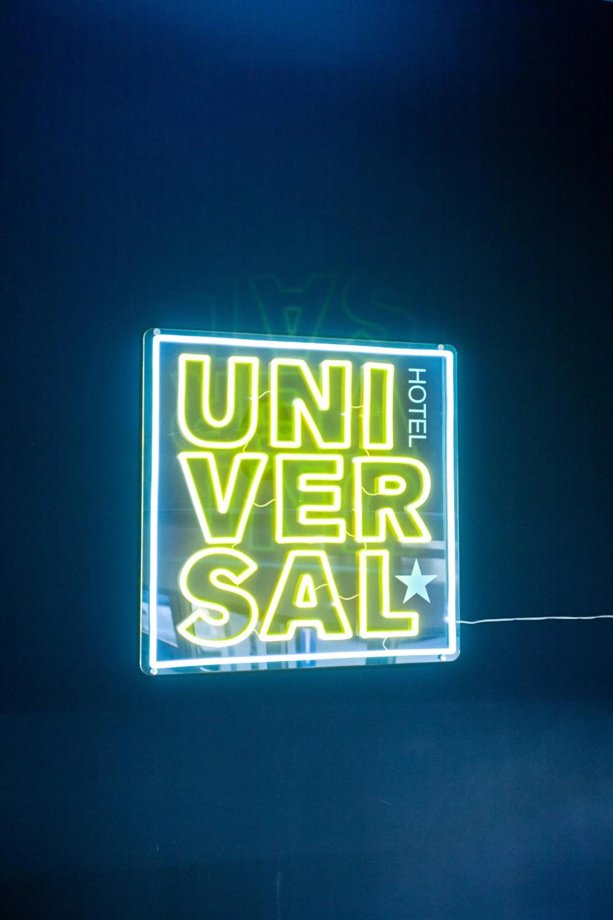 Text overlay in Hotel Universal Murcia