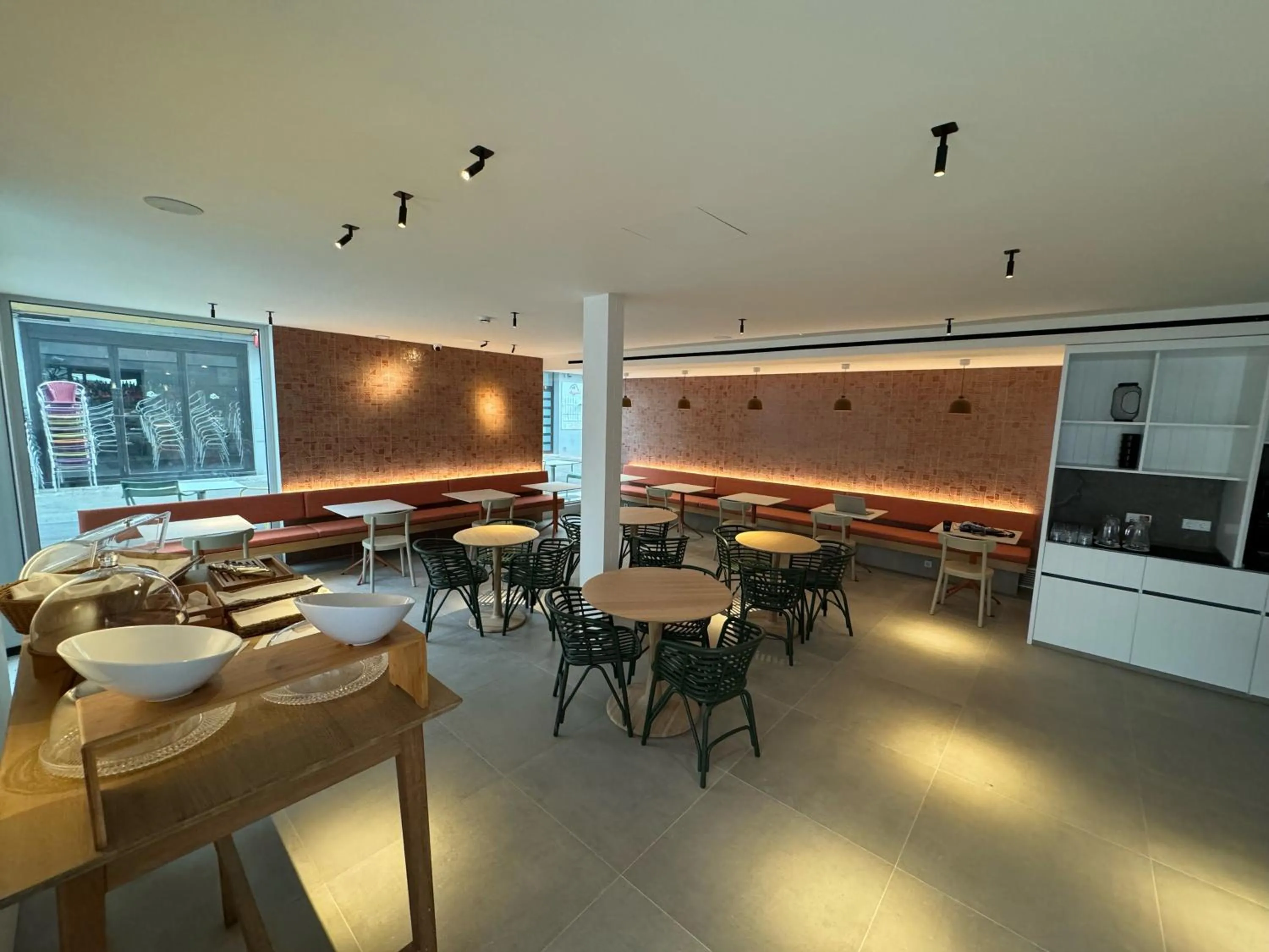 Restaurant/places to eat in Alenti Sitges Hotel