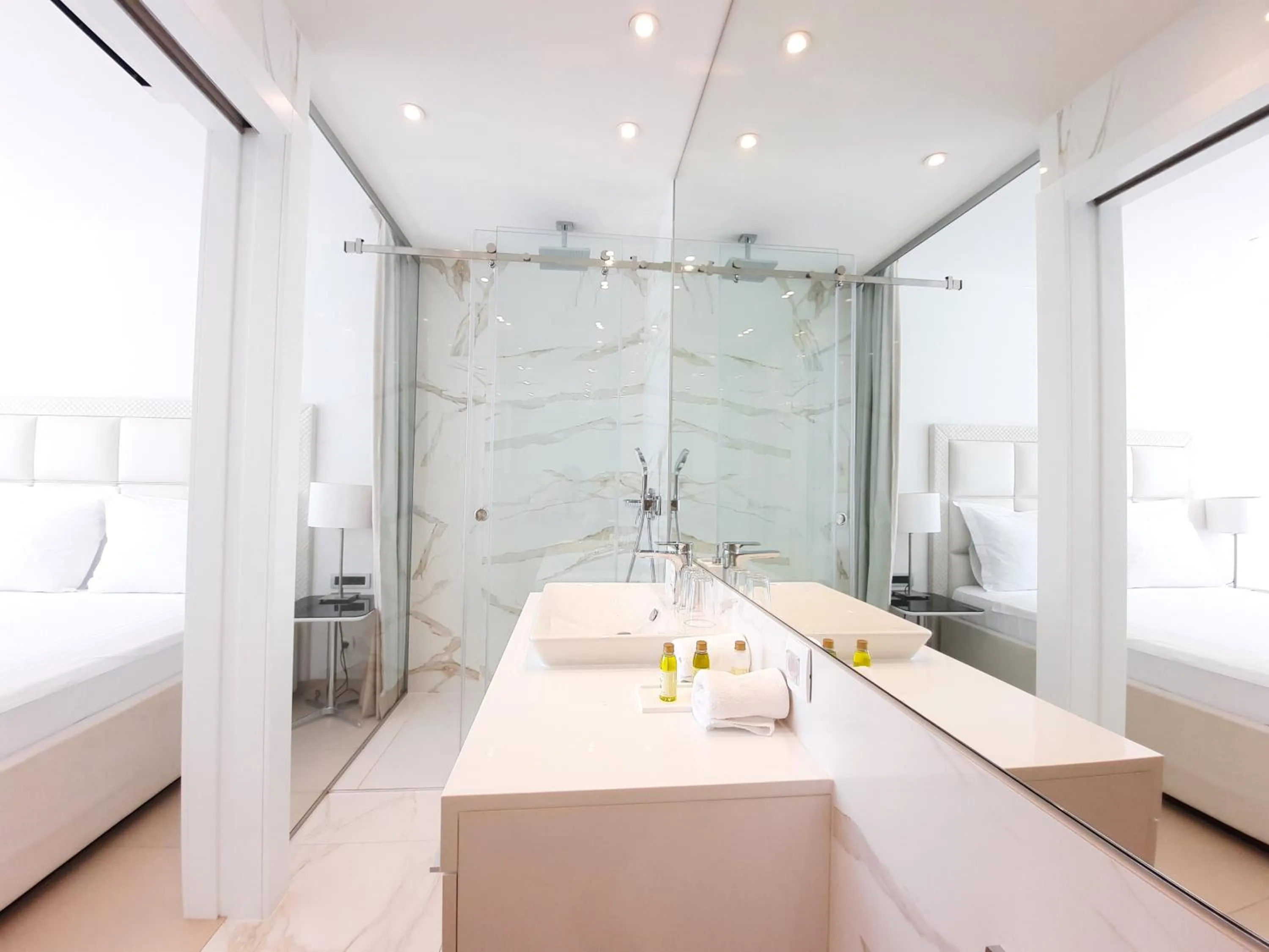 Shower in B&B Demar Residence & Dependance