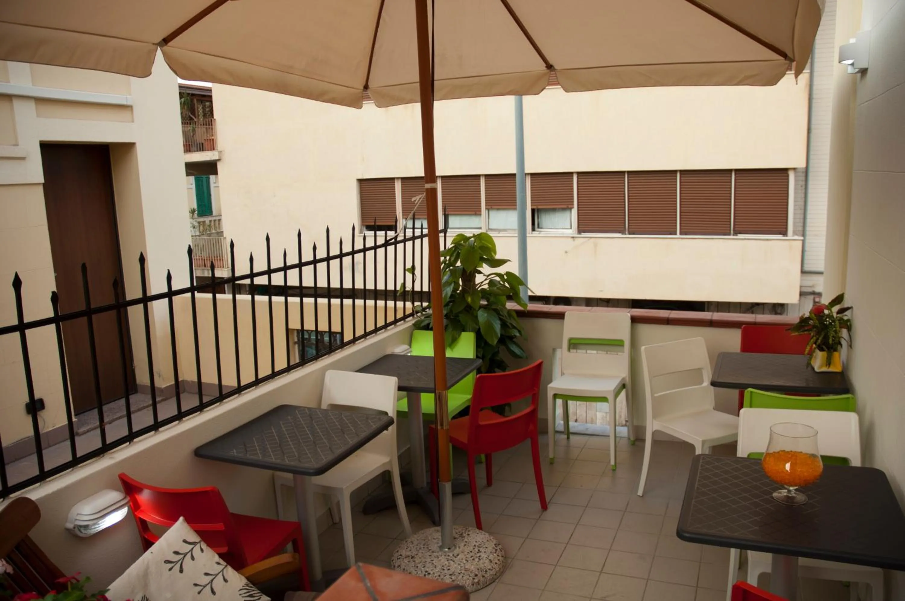 Balcony/Terrace, Restaurant/Places to Eat in Sun Moon