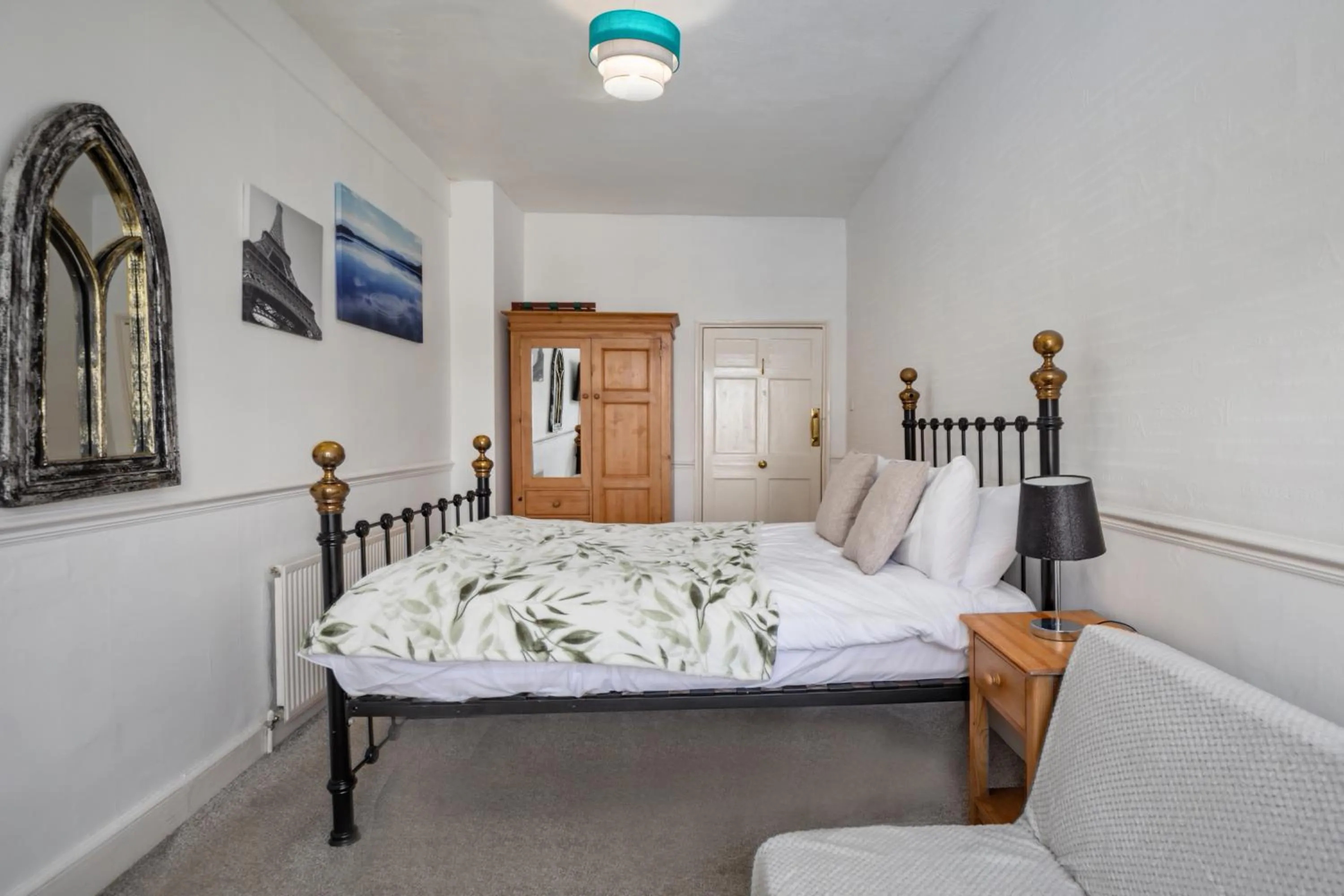 Bedroom, Bed in Serenity Guest House