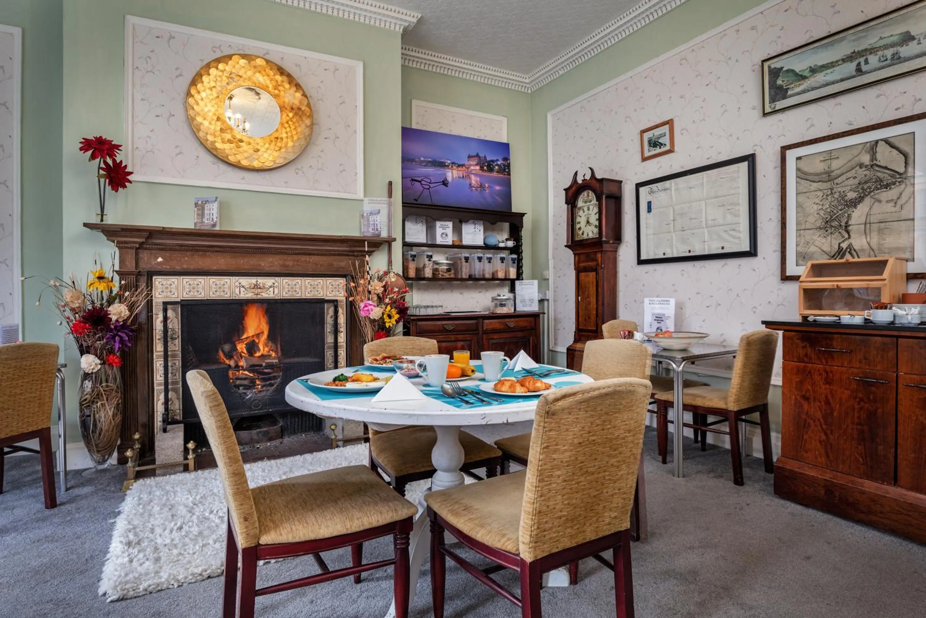 Food and drinks in Serenity Guest House