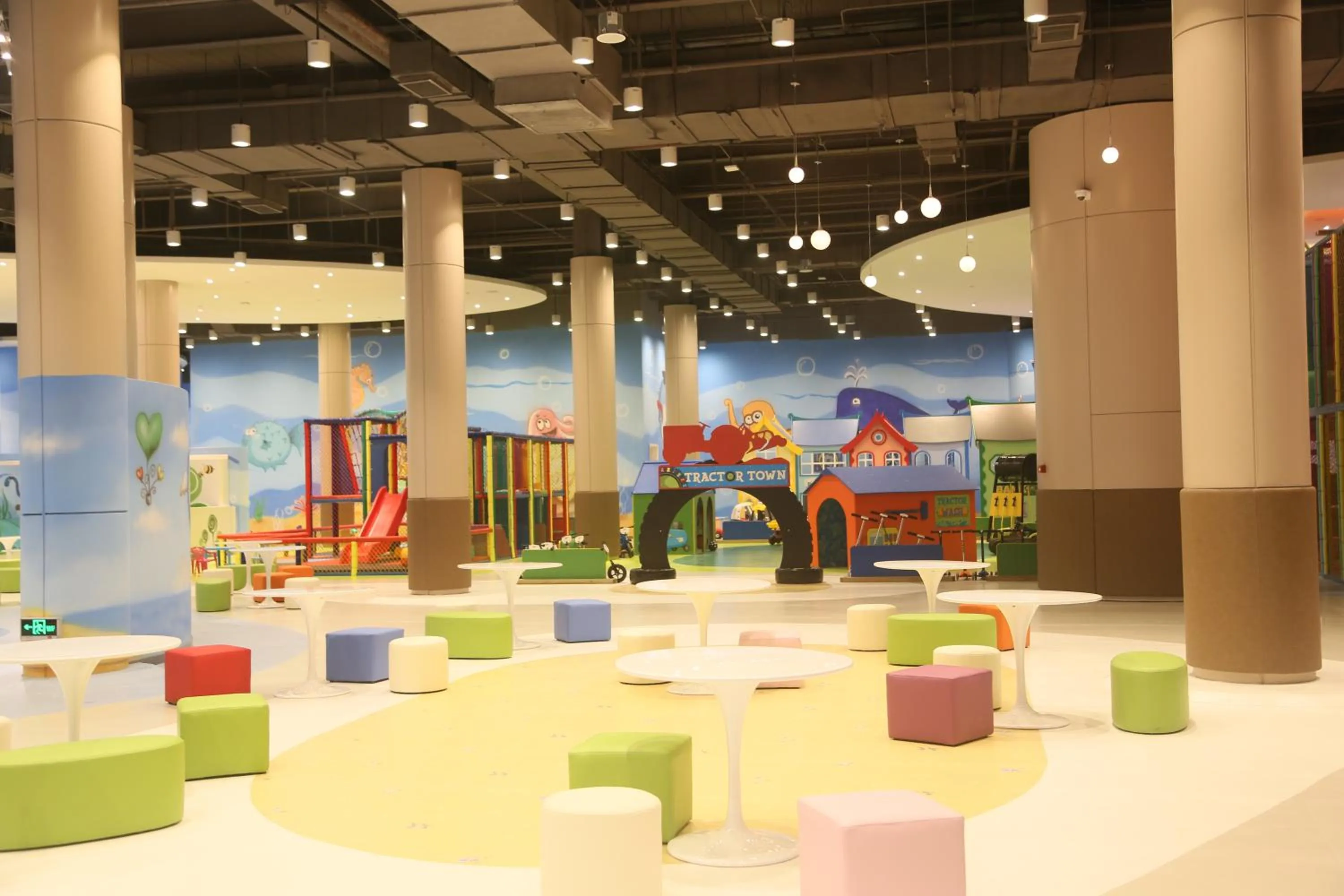 Children play ground in Mangrove Tree Resort World Sanya Bay -Elader Palm Tower