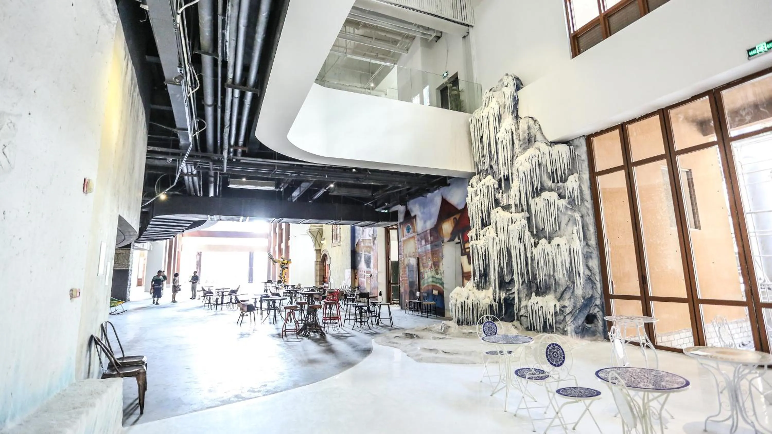 Day in Mangrove Tree Resort World Sanya Bay -Elader Palm Tower