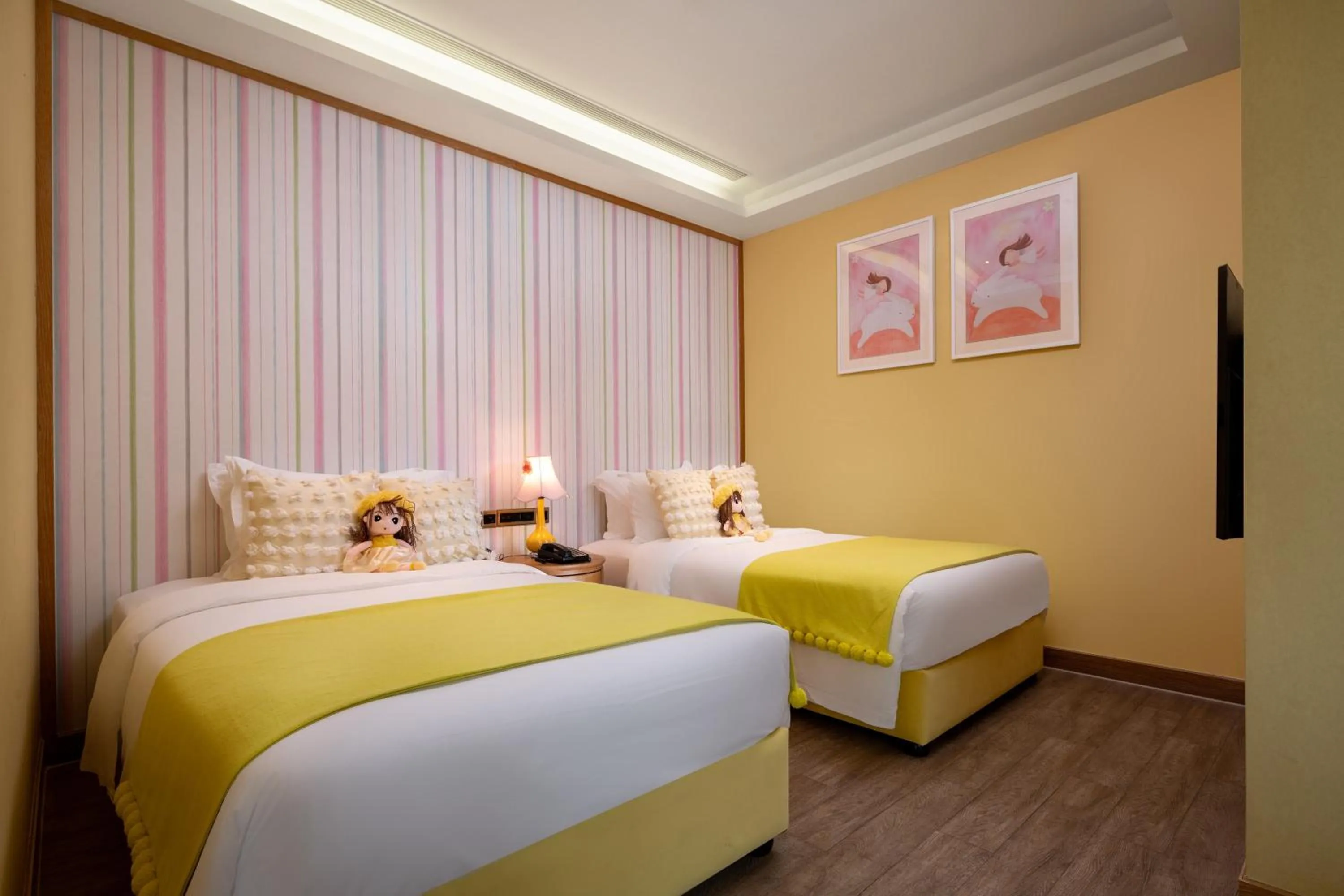 Bedroom, Bed in Mangrove Tree Resort World Sanya Bay -Elader Palm Tower