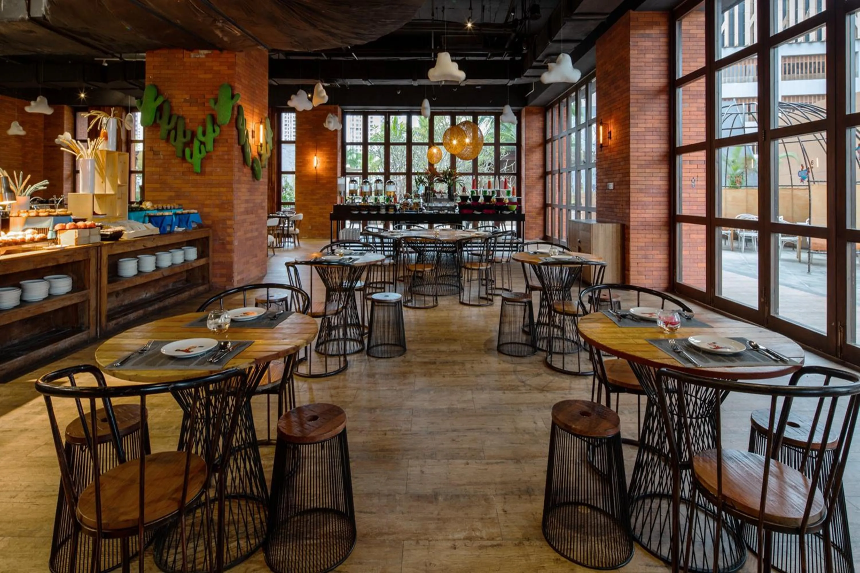 Restaurant/places to eat in Mangrove Tree Resort World Sanya Bay -Elader Palm Tower